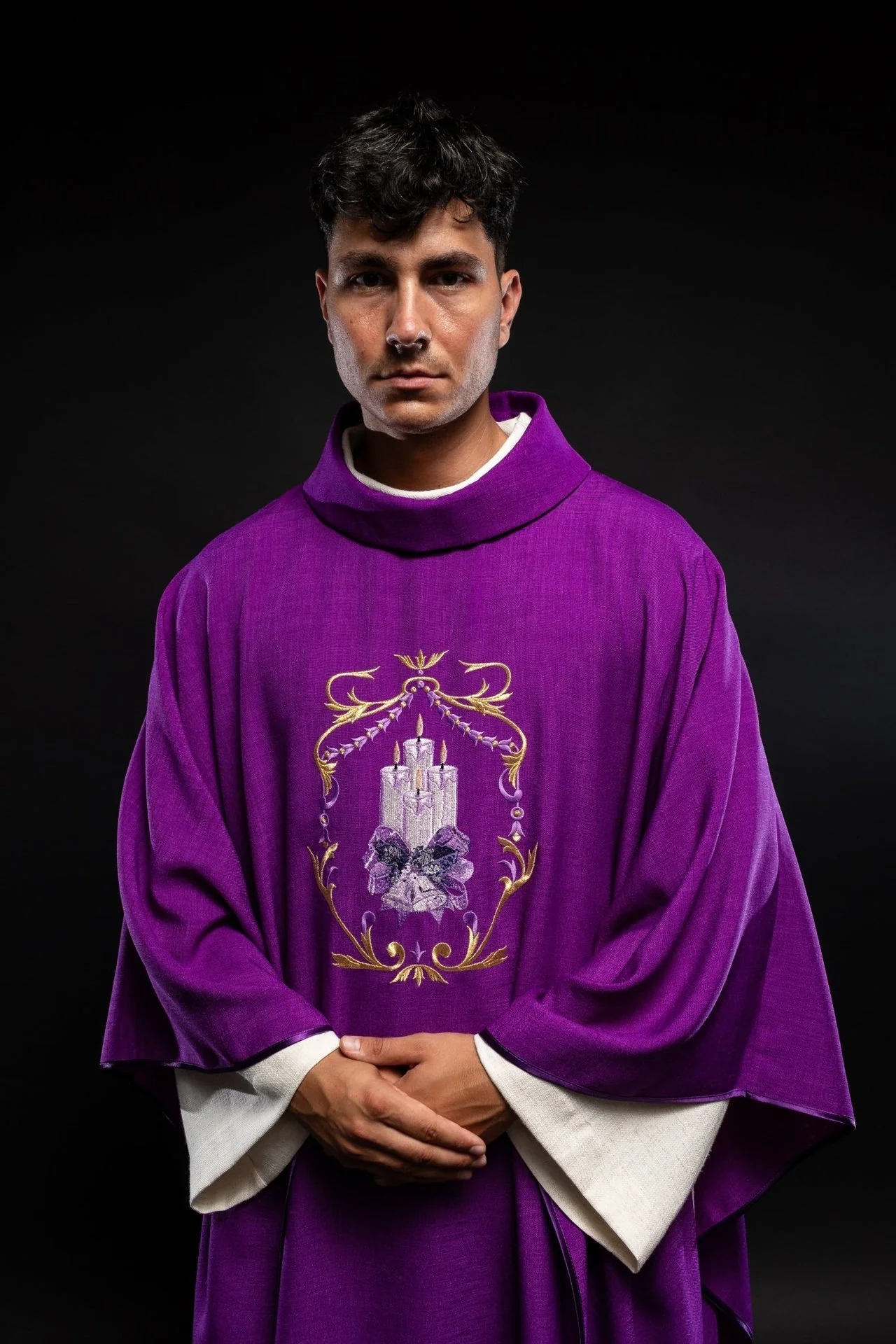 Advent chasuble with candle embroidery - Image 4