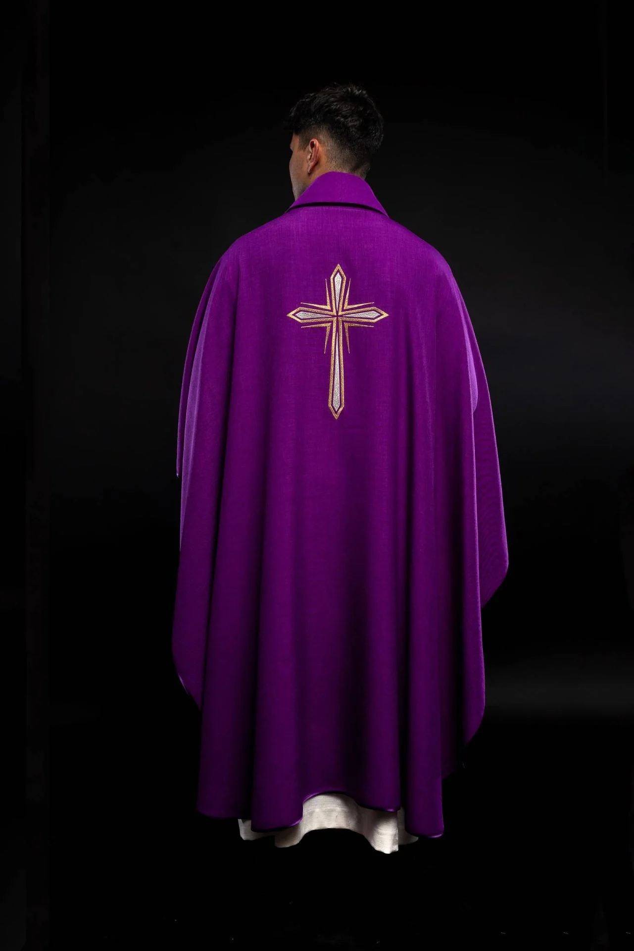 Advent chasuble with candle embroidery - Image 5