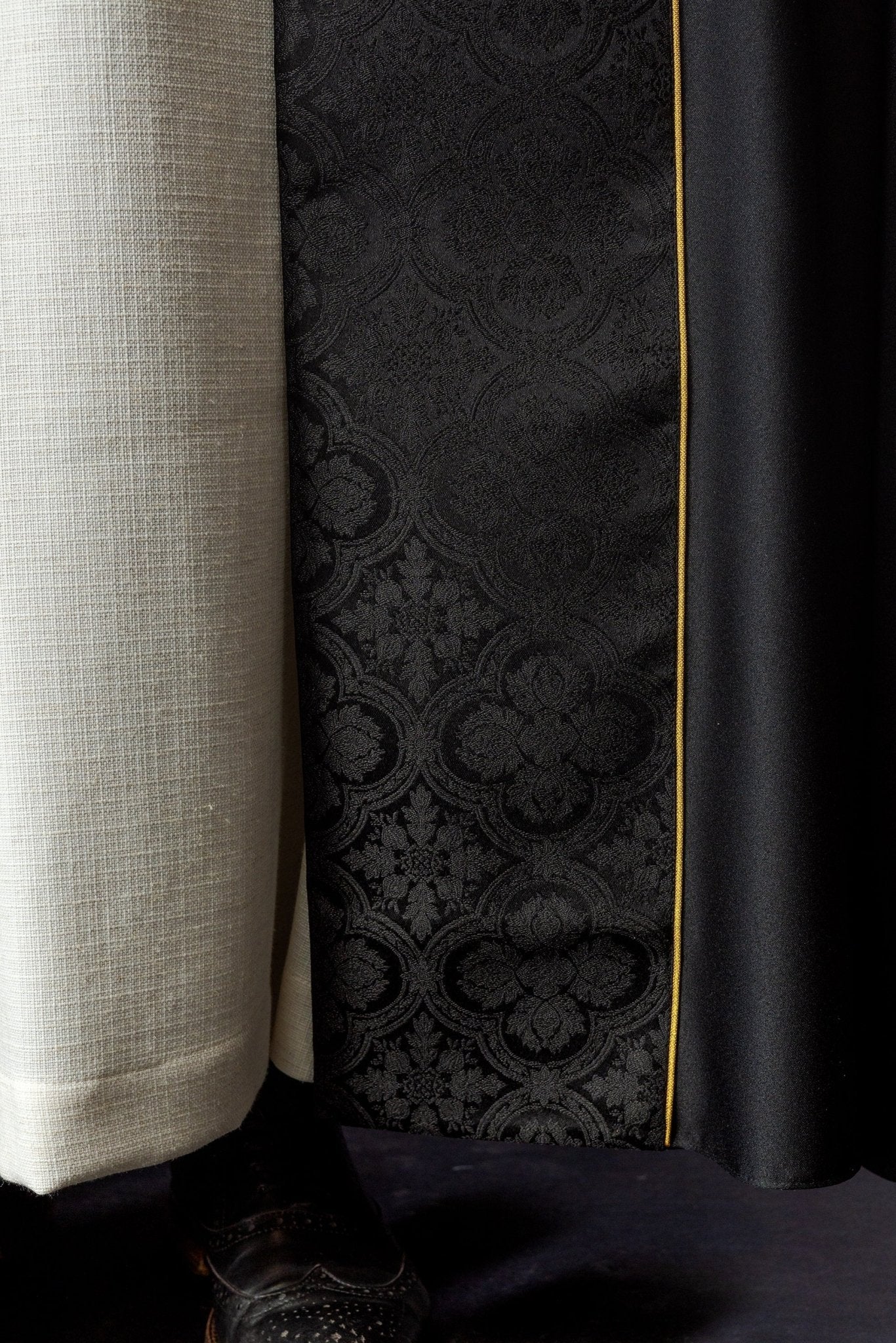 Black cope with gold cross embroidered on jacquard - Image 5