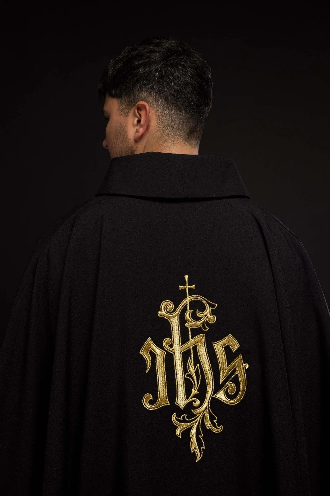 Black chasuble with gold raised IHS embroidery - Image 6