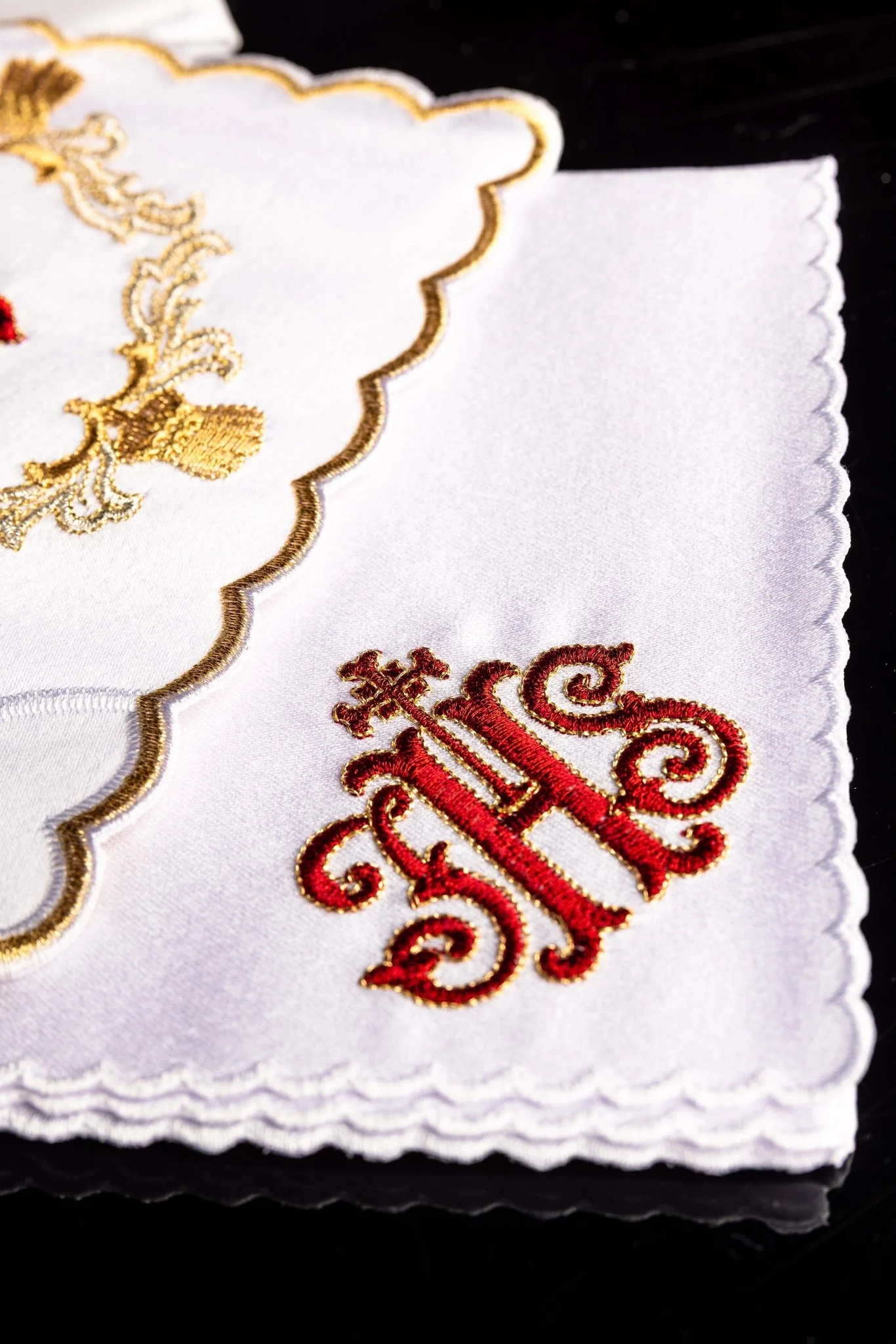Chalice Linens with Red Embroidery - Image 3