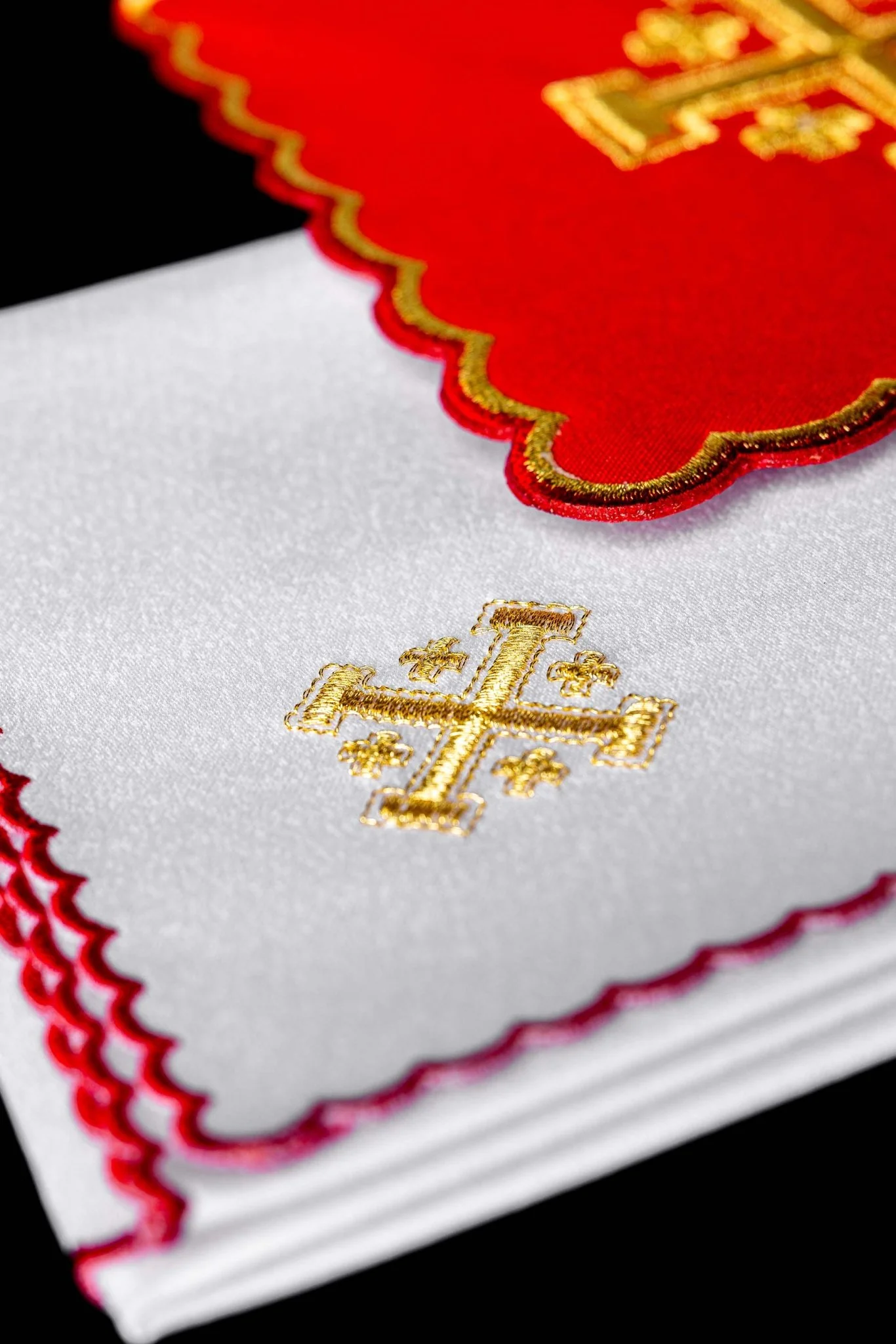 Chalice Set with red Pall and Jerusalem Cross embroidery - Image 5