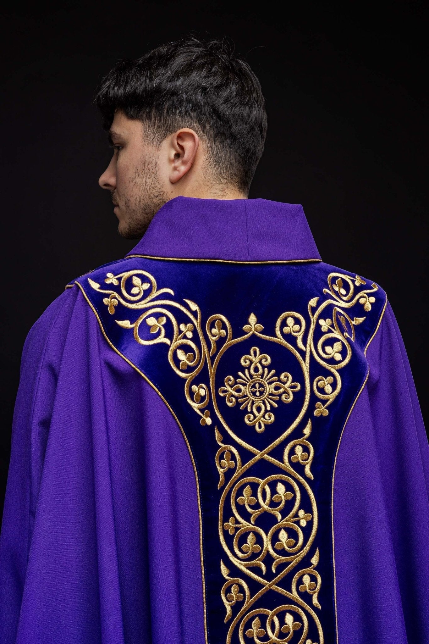 Chasuble decorated with velvet embroidery KOR/169/3 Purple - Image 8