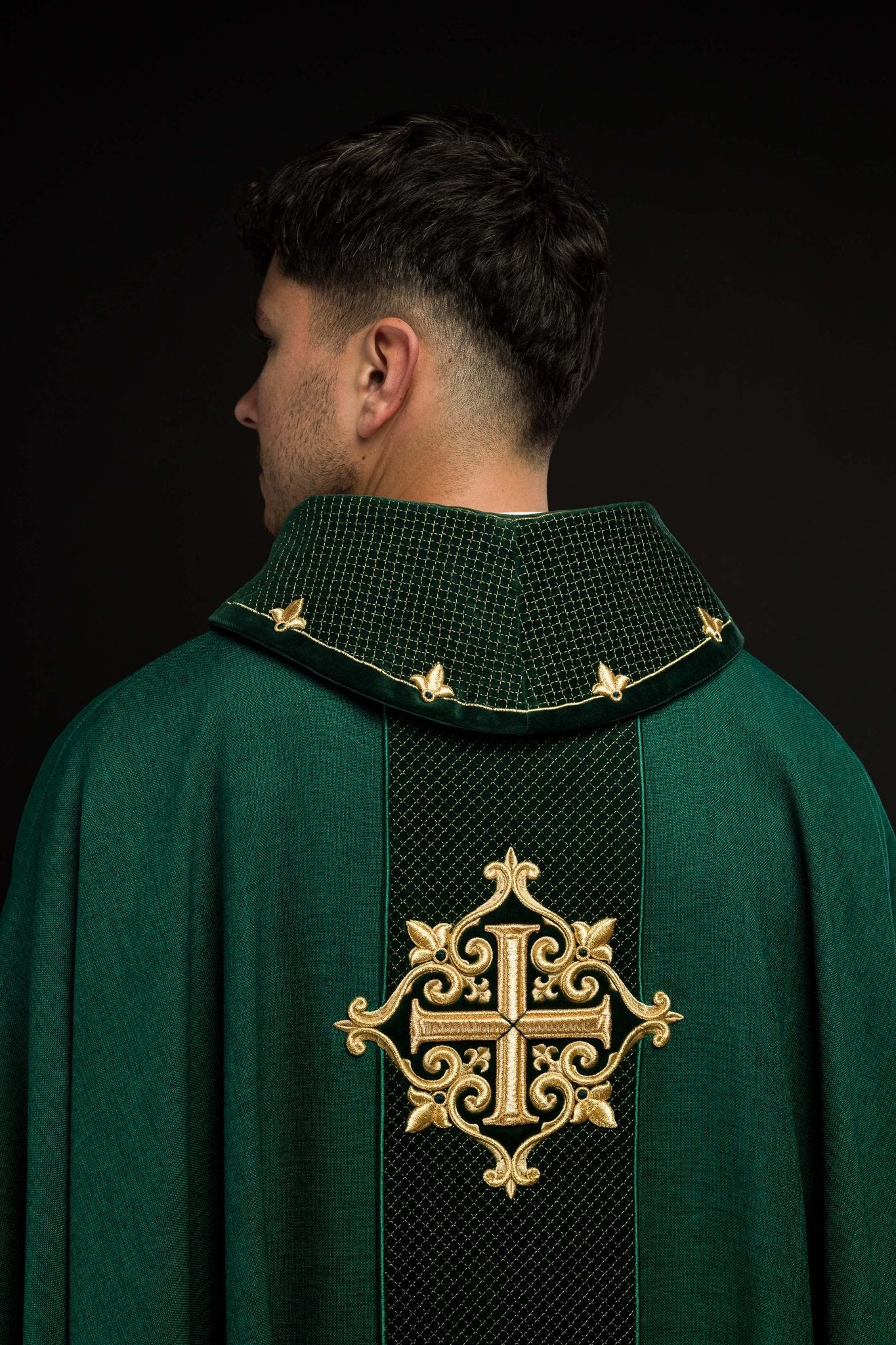 Chasuble embroidered with Green Cross - Image 7