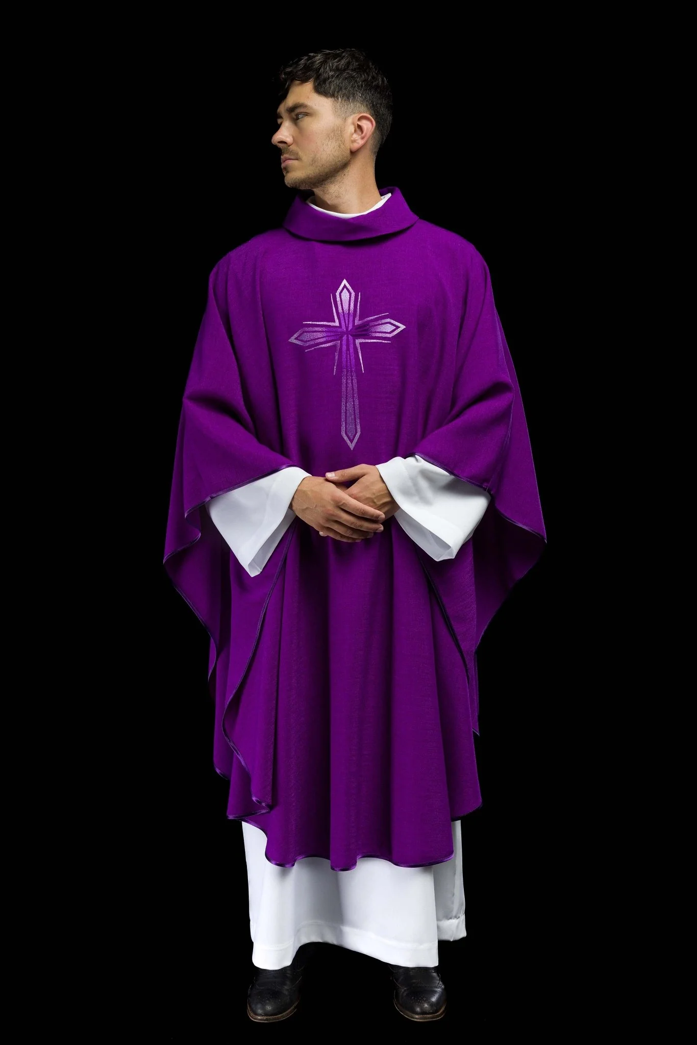 Chasuble embroidered with Green Cross - Image 8