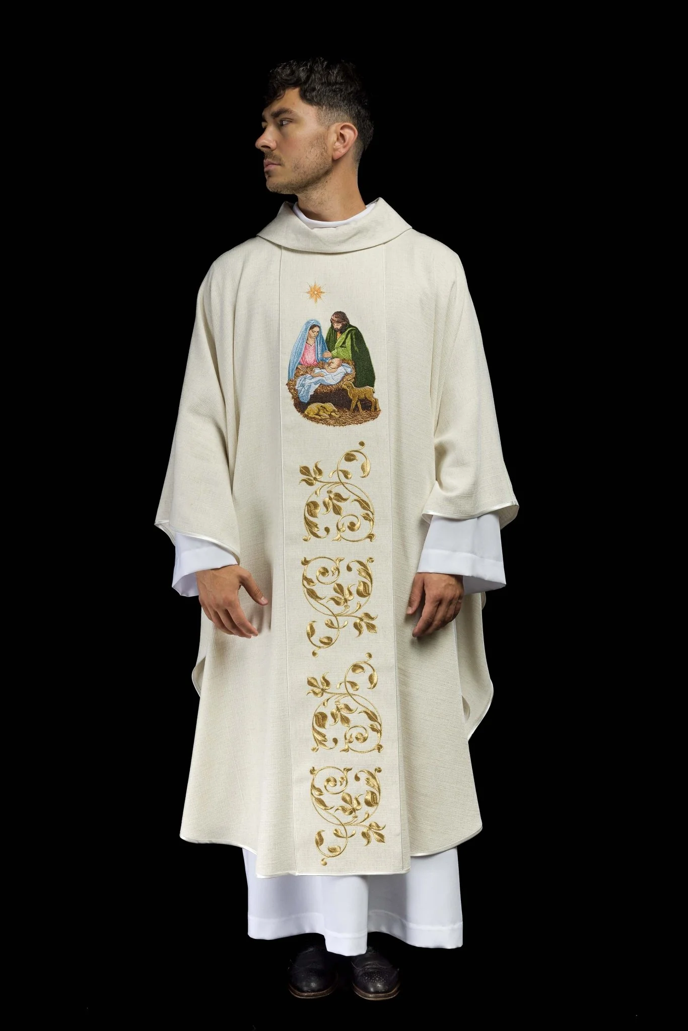 Chasuble embroidered with Holy Family motif in gold - Image 8