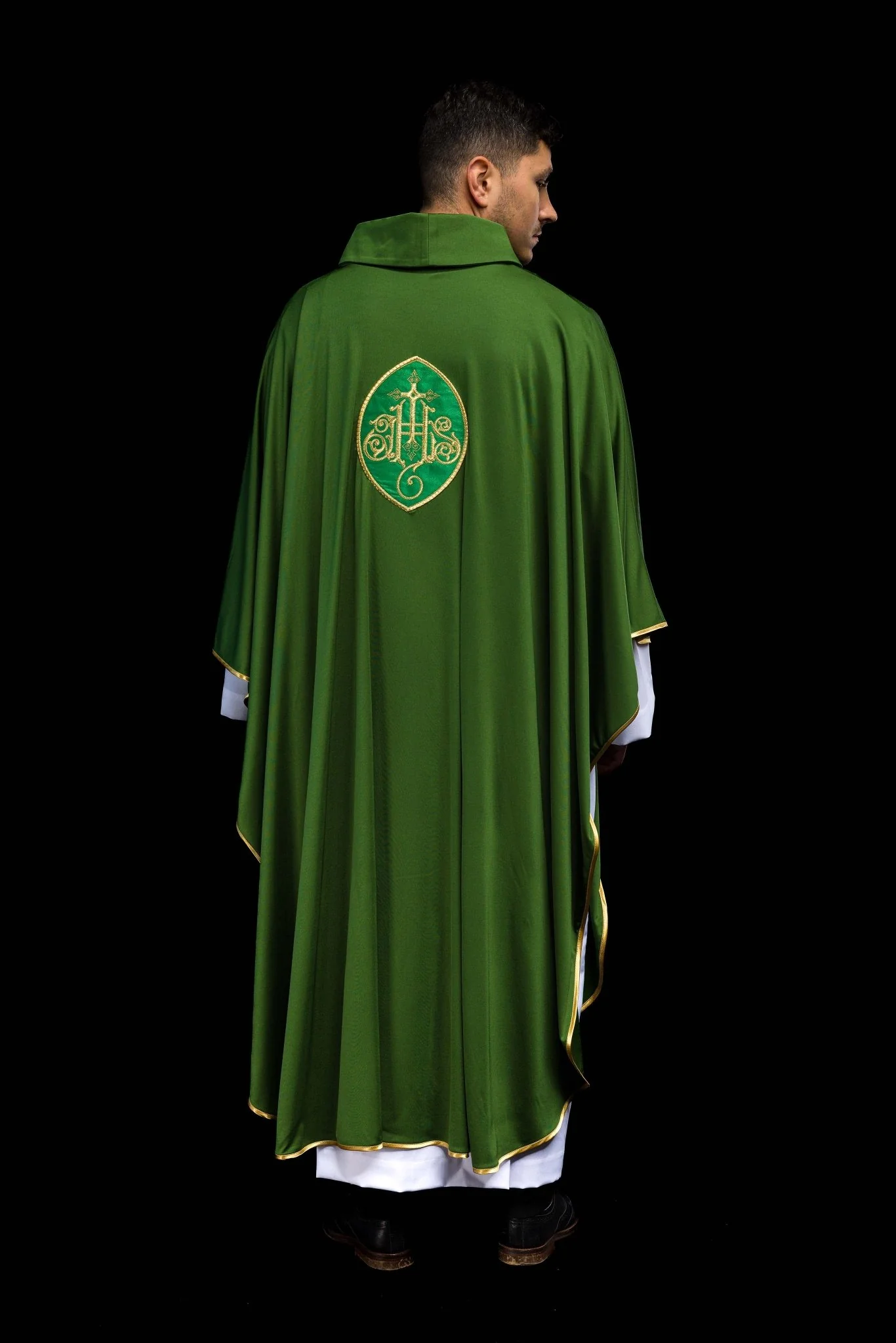 Chasuble embroidered with IHS lightweight SACROLITE knit fabric - Image 6