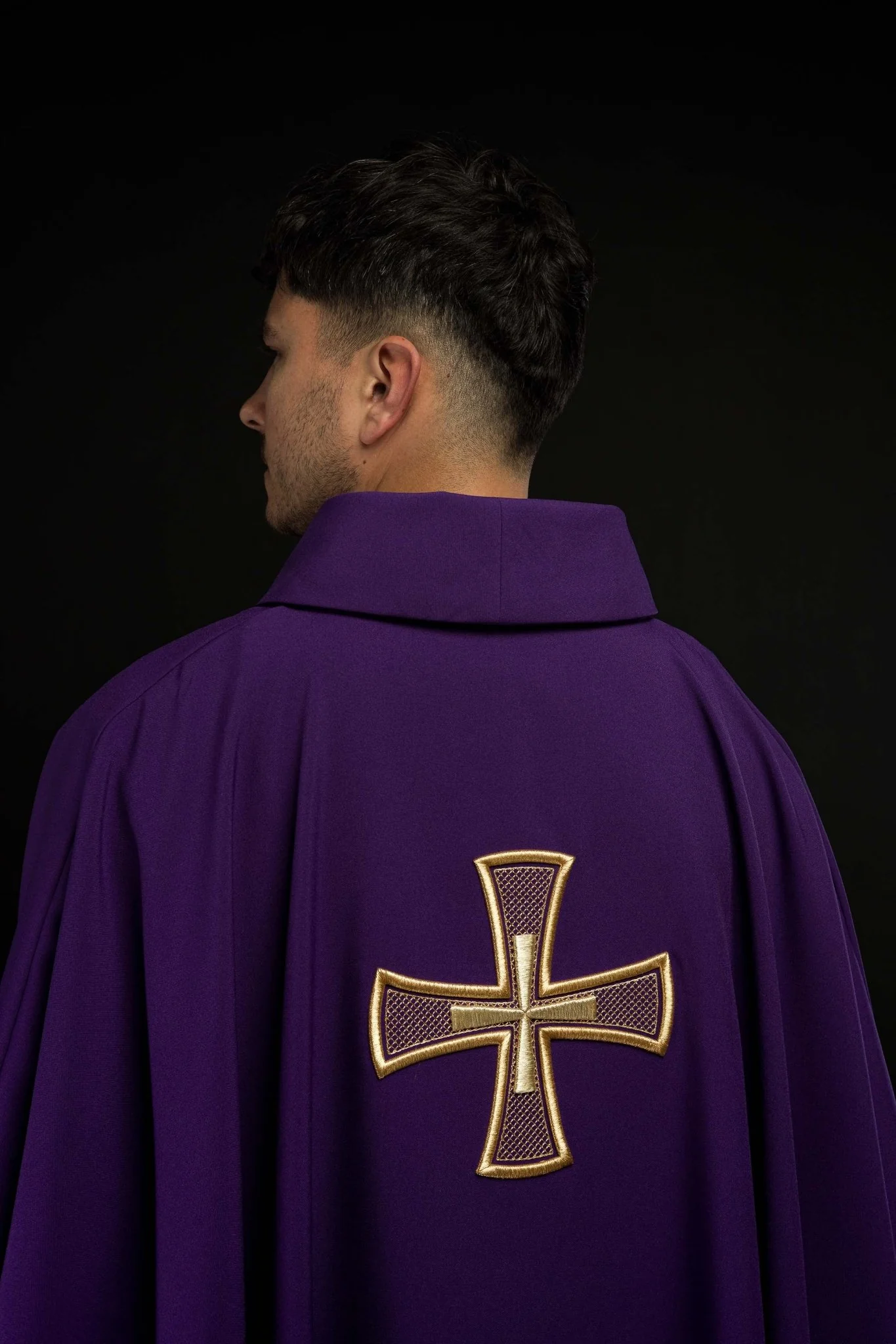 Chasuble embroidered with Purple Cross - Image 6