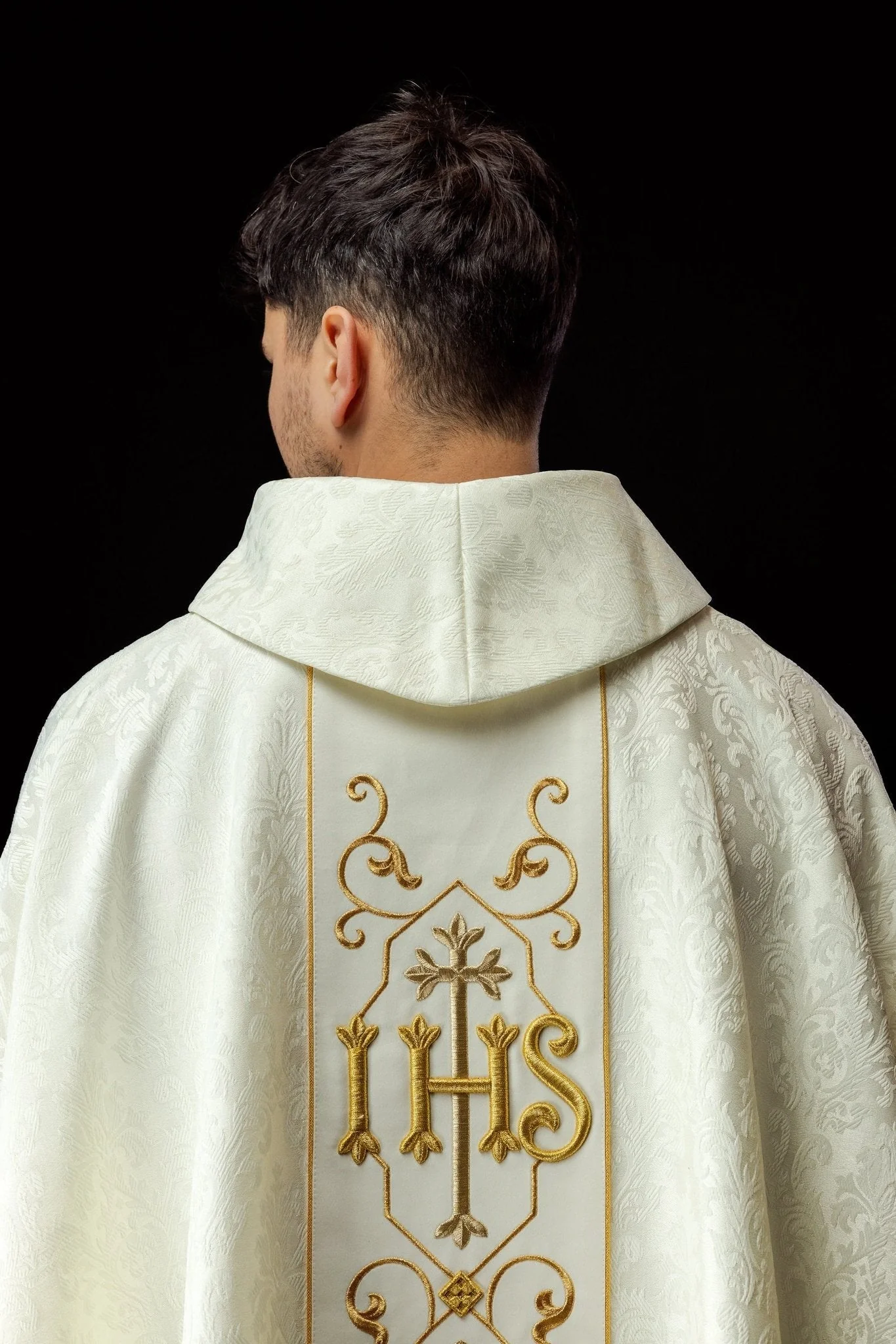 Ecru chasuble made of jaquard texture - Image 6