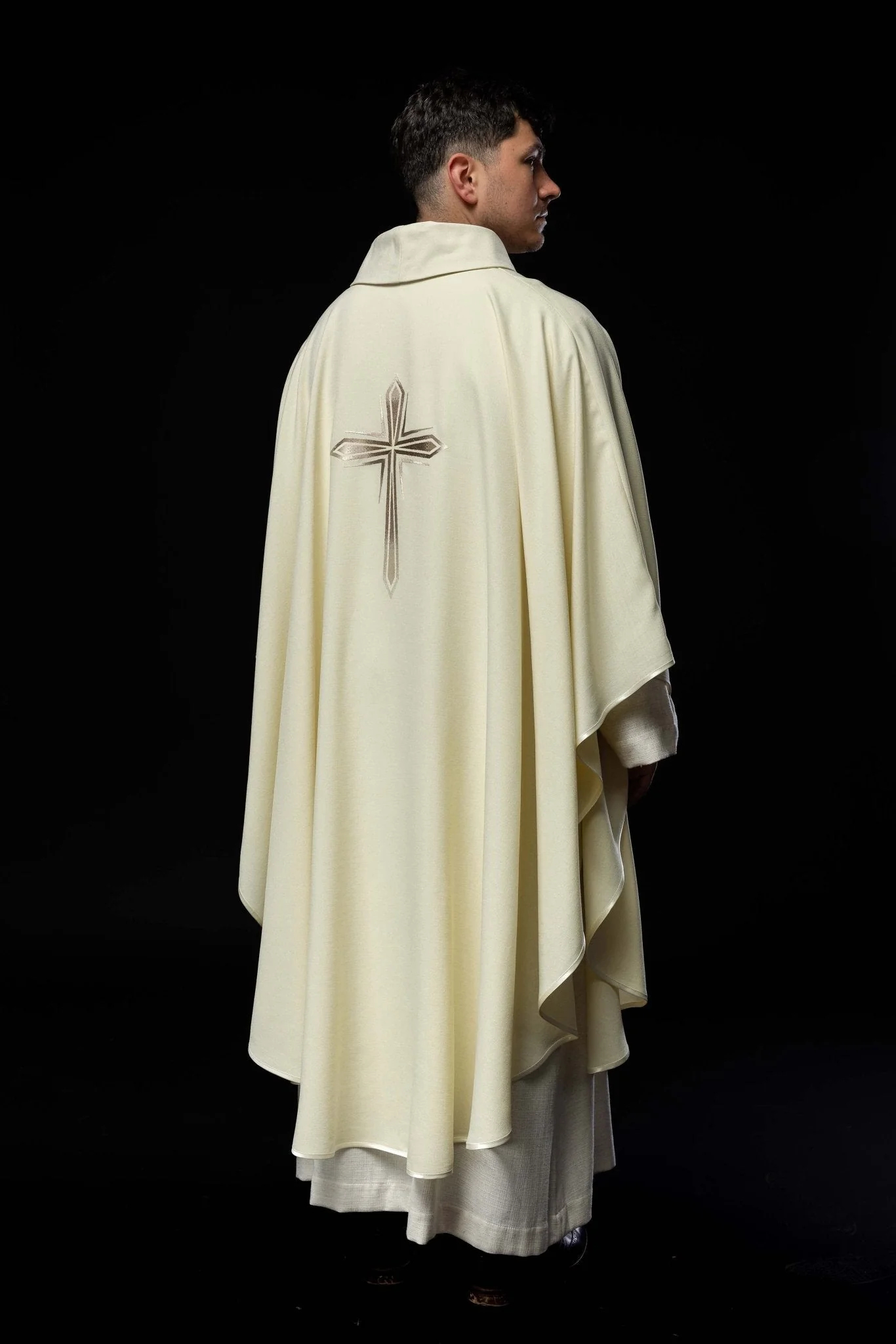Chasuble embroidered with Purple Cross - Image 7