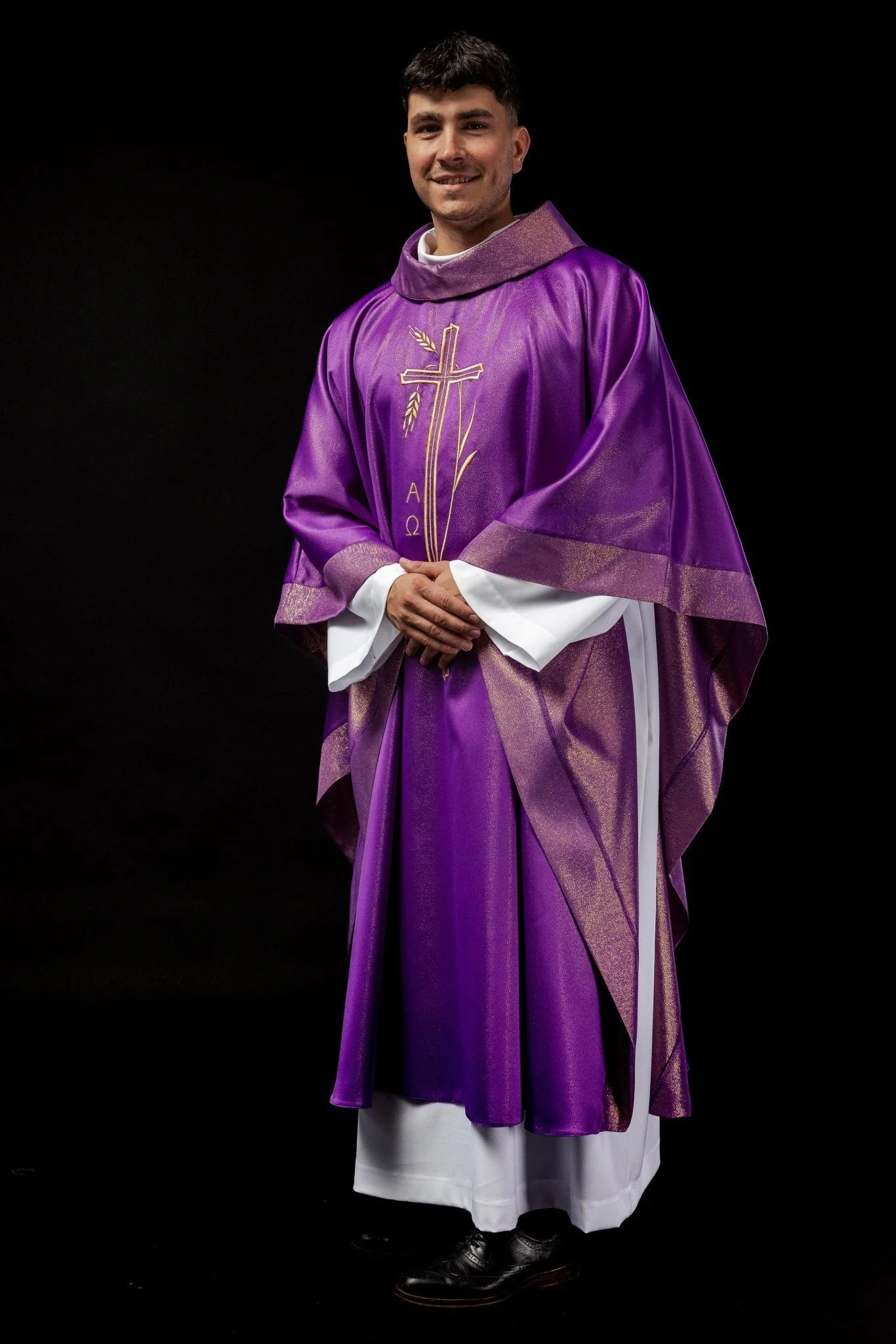 Chasuble with cross and ear motif in purple color - Image 2