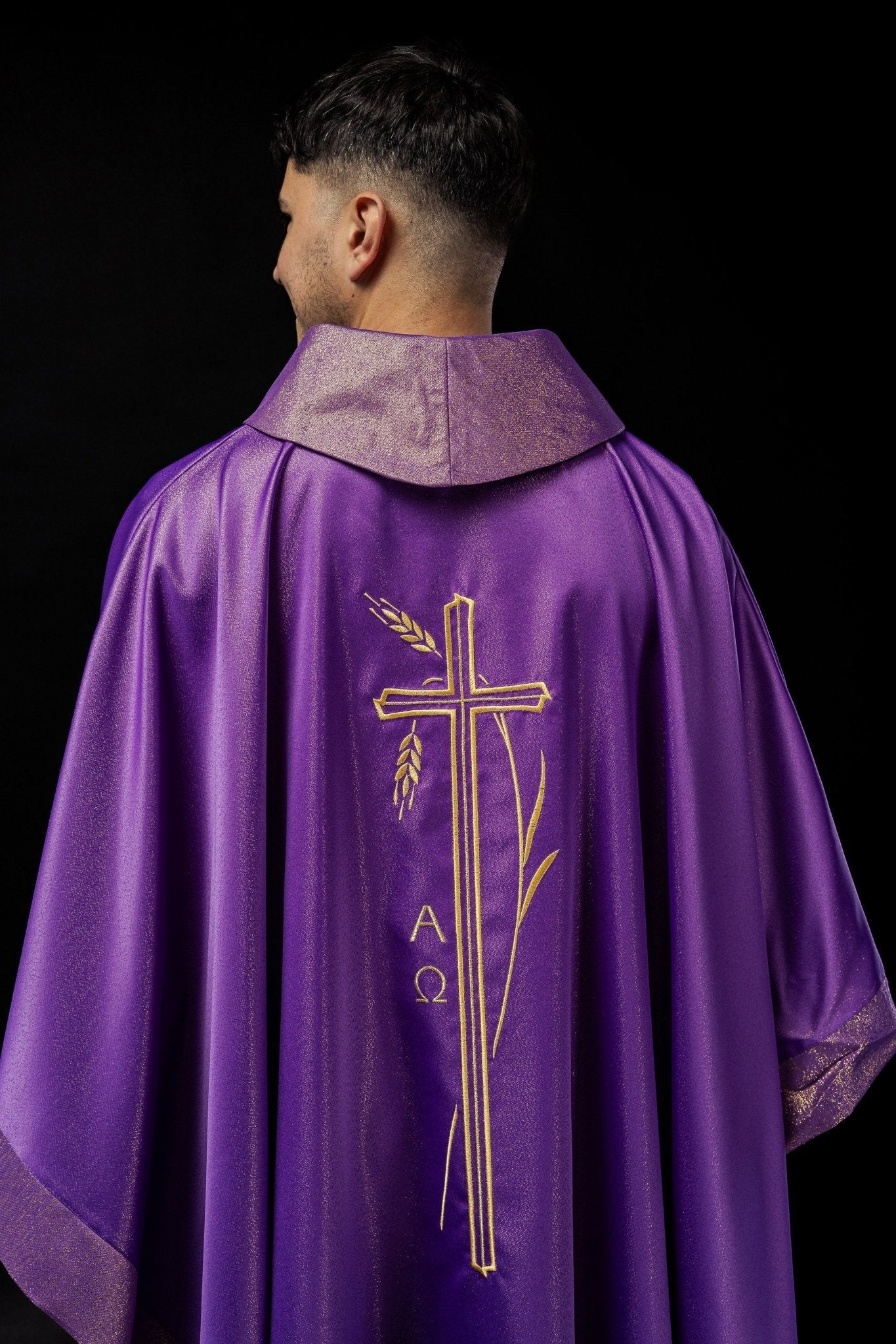 Chasuble with cross and ear motif in purple color - Image 6