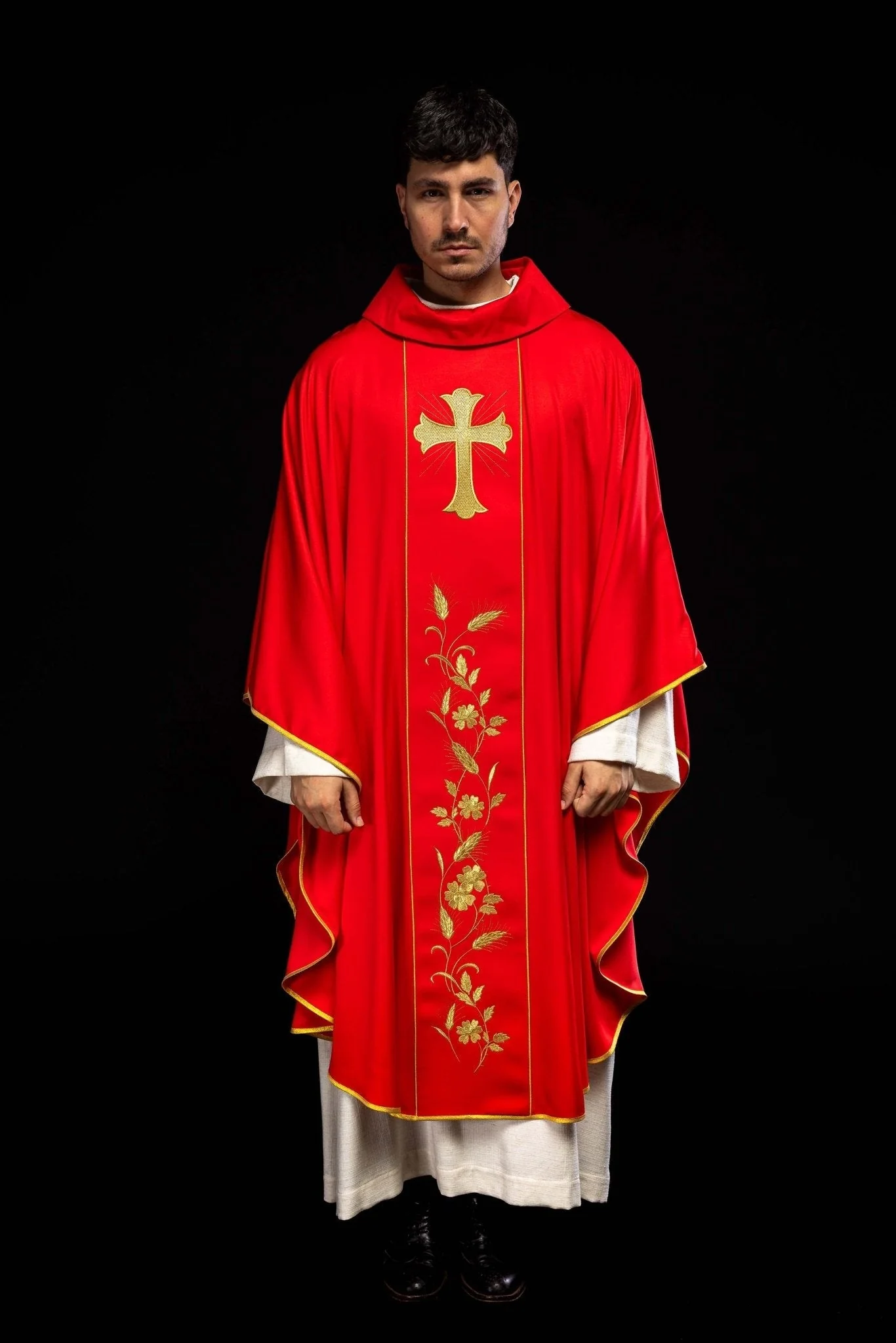Chasuble with embroidered cross and ears of wheat in red
