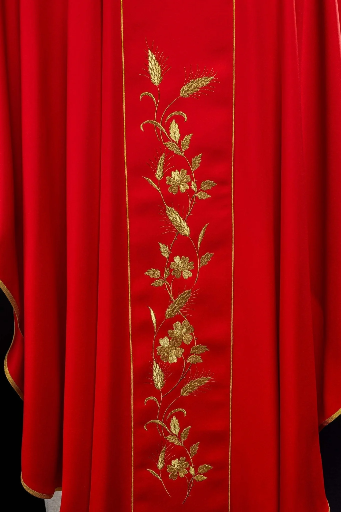 Chasuble with embroidered cross and ears of wheat in red - Image 5