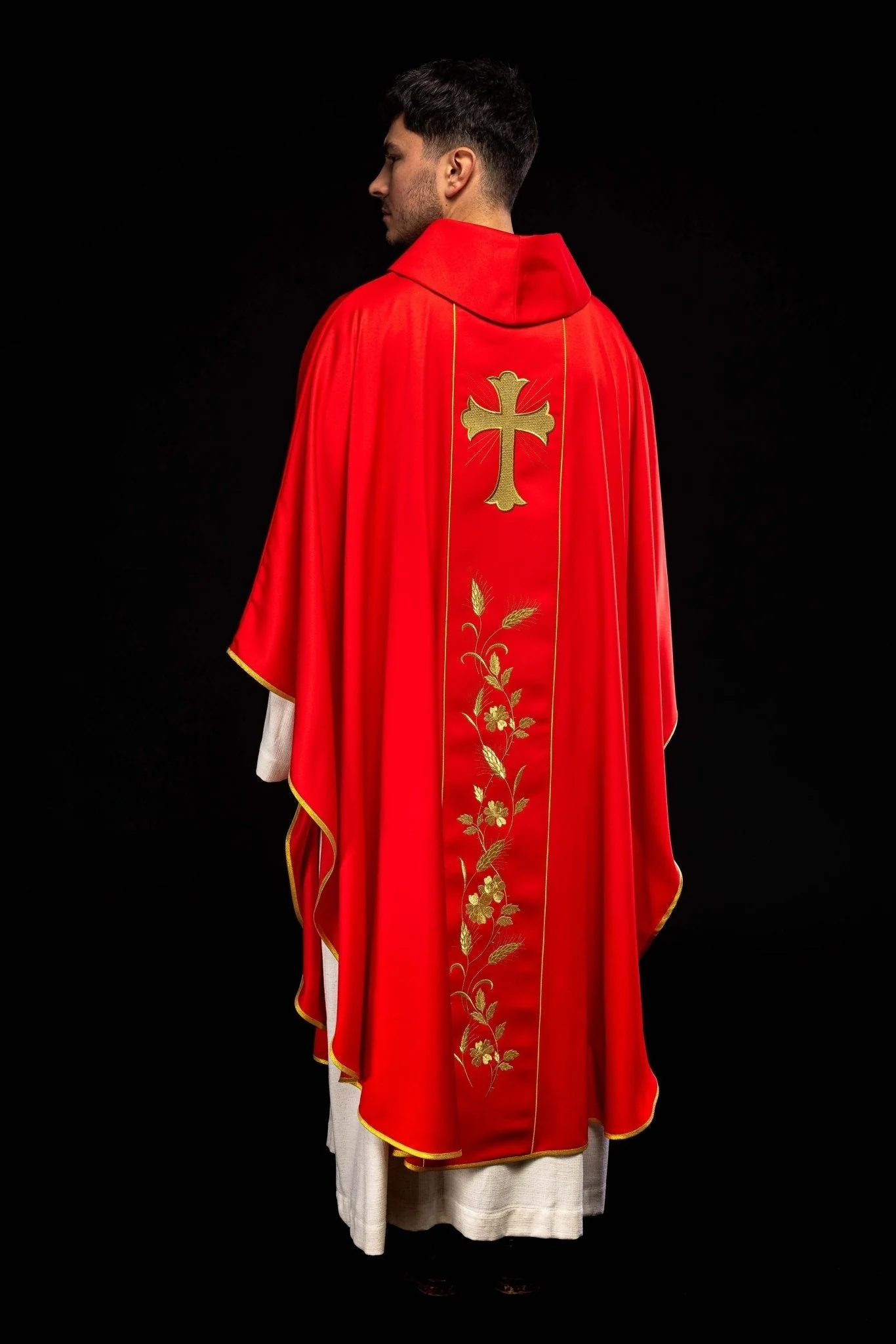 Chasuble with embroidered cross and ears of wheat in red - Image 8