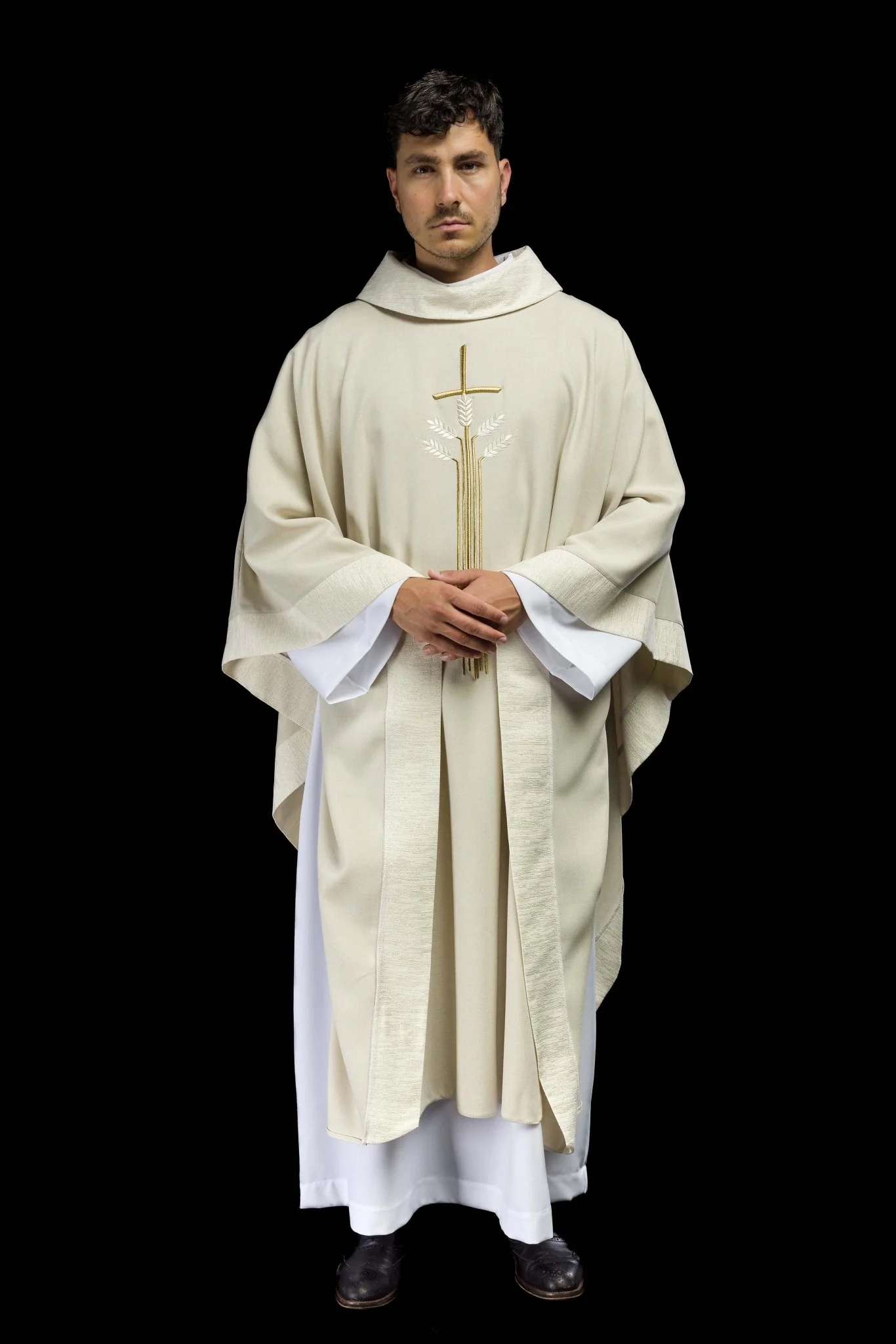 Chasuble with motif of cross, ears and fish - Image 9