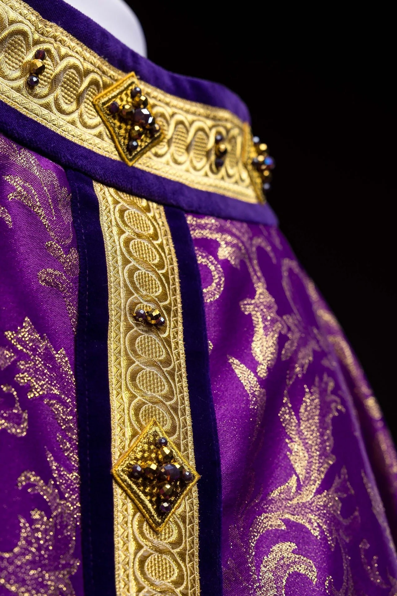 Chasuble with natural stones Handmade 7003 - Image 9