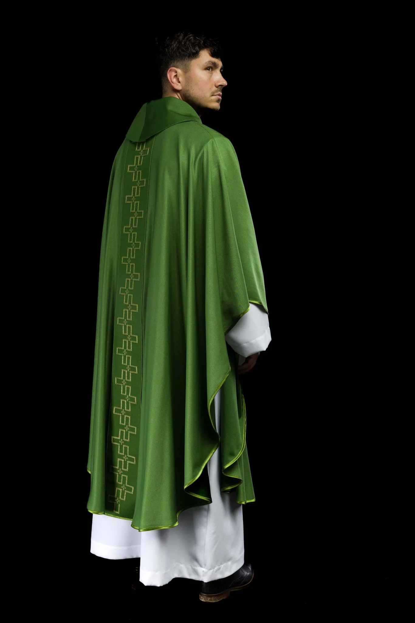Chasuble with richly embroidered belt in embroidery of crosses in green color - Image 7