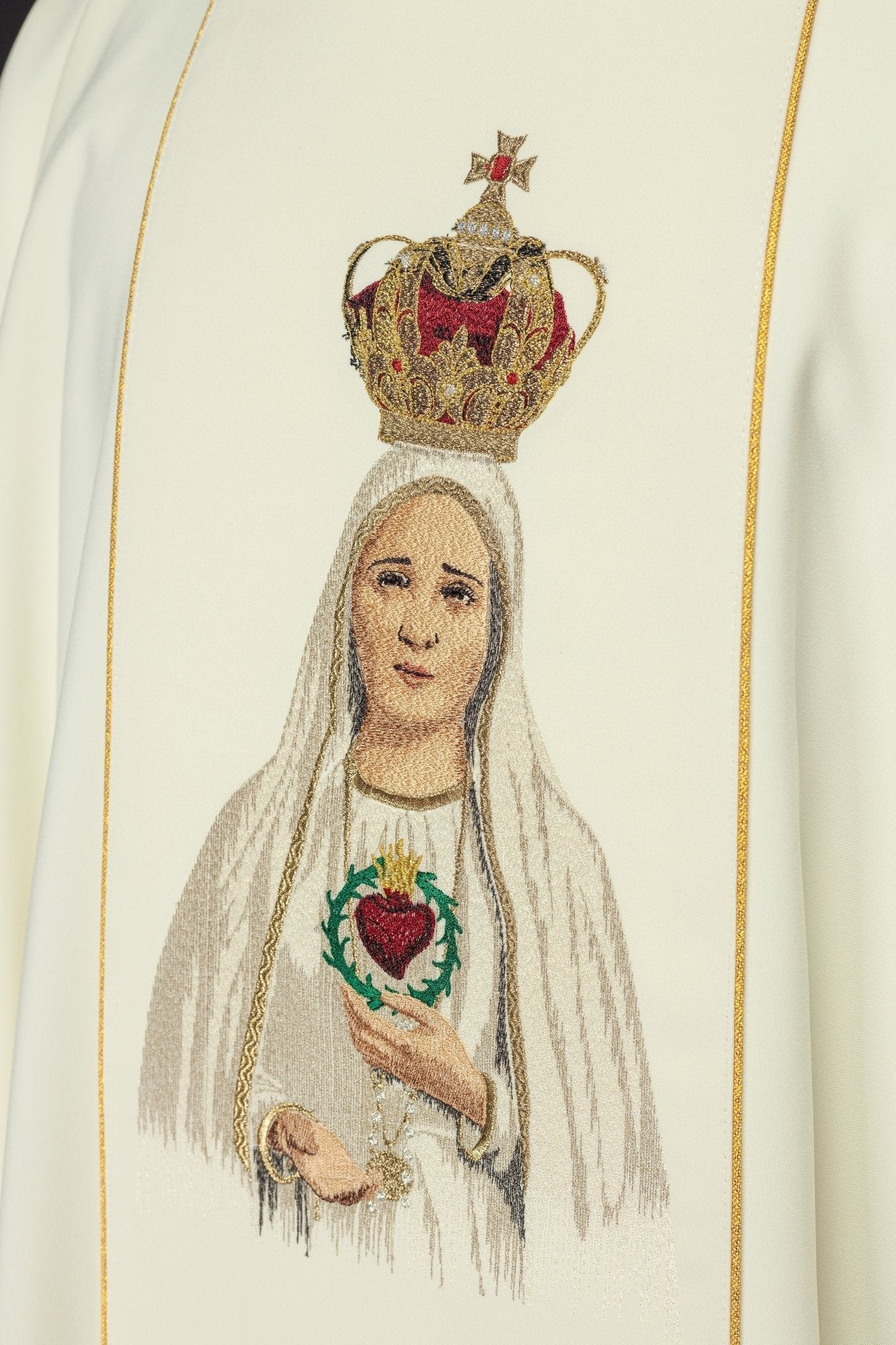 Chasuble with the image of Our Lady of Fatima - Image 3