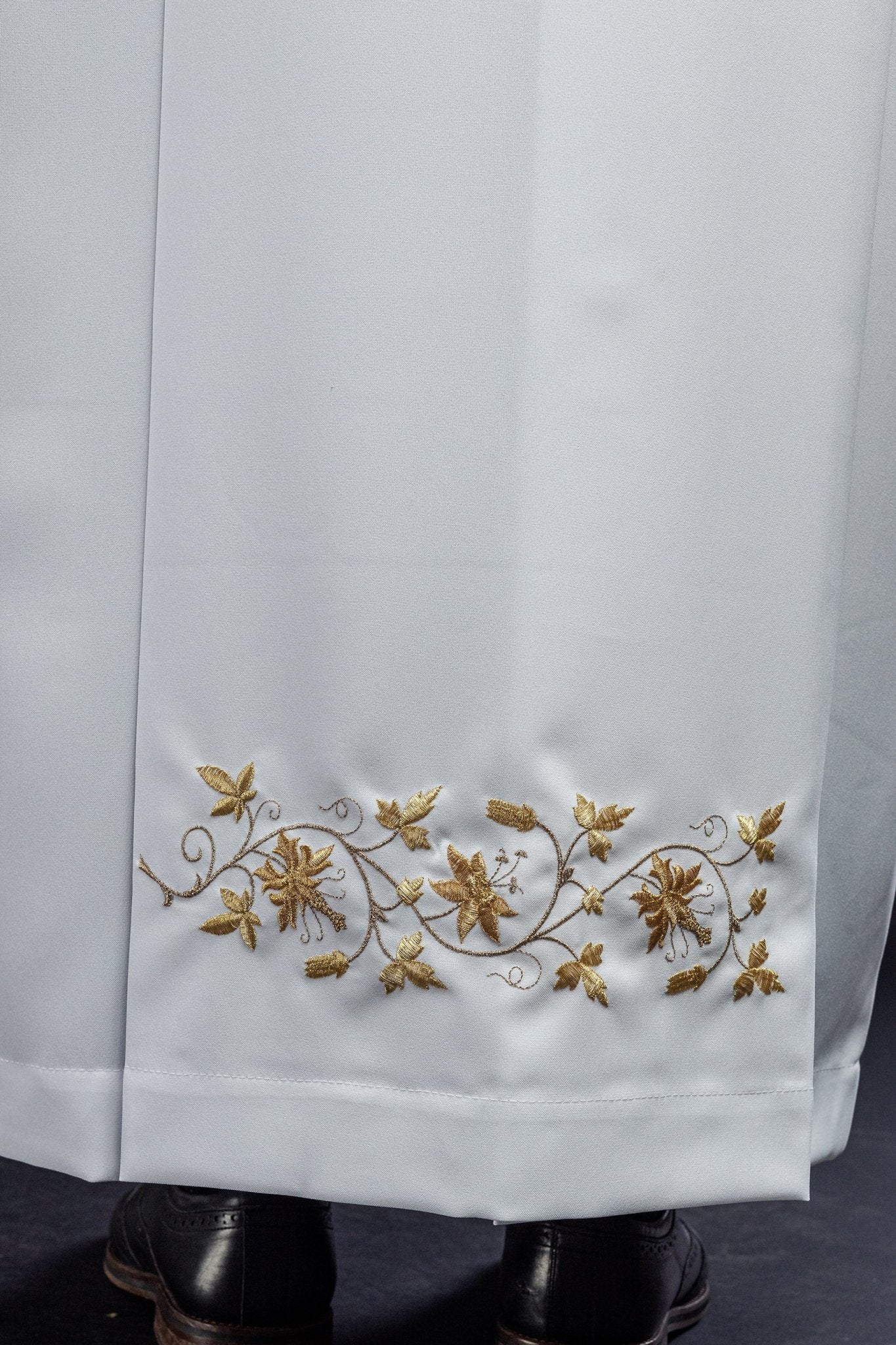 Clergy Alb with neck collar - Image 2