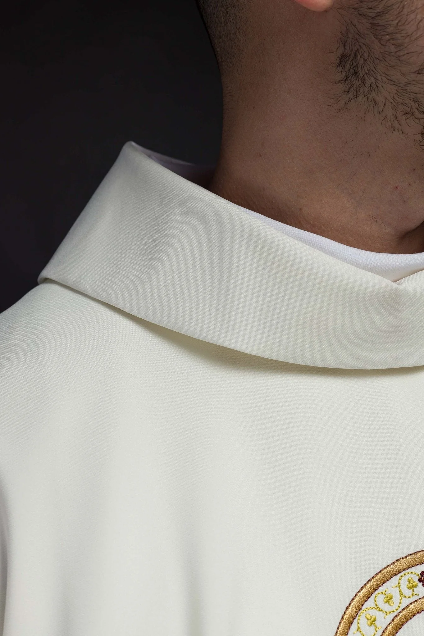 Cream chasuble with IHS and PAX embroidery - Image 3