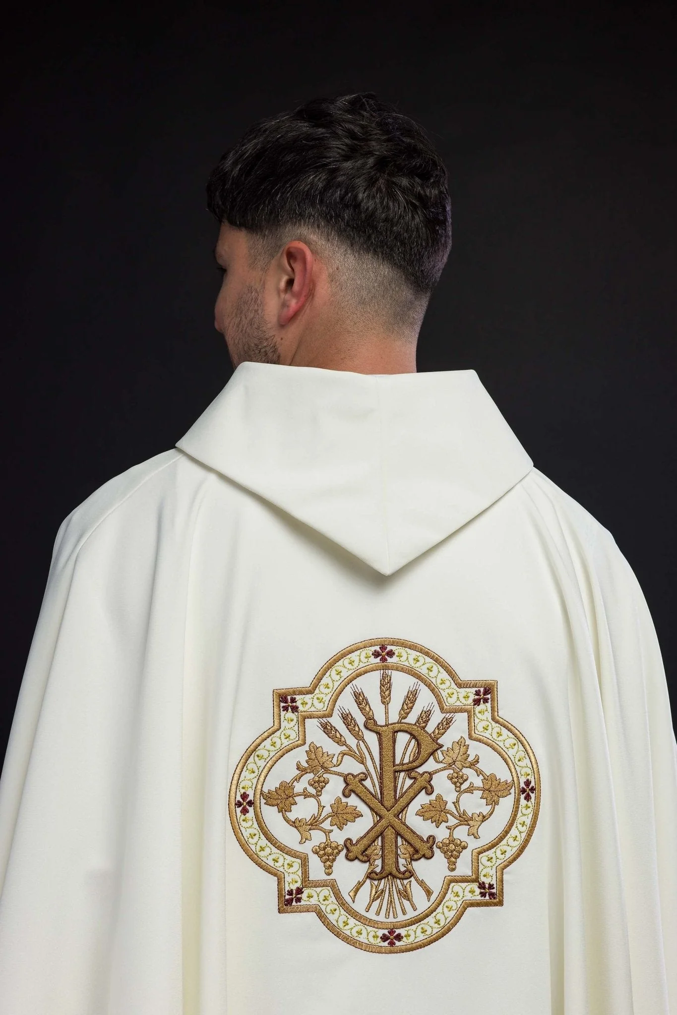 Cream chasuble with IHS and PAX embroidery - Image 4