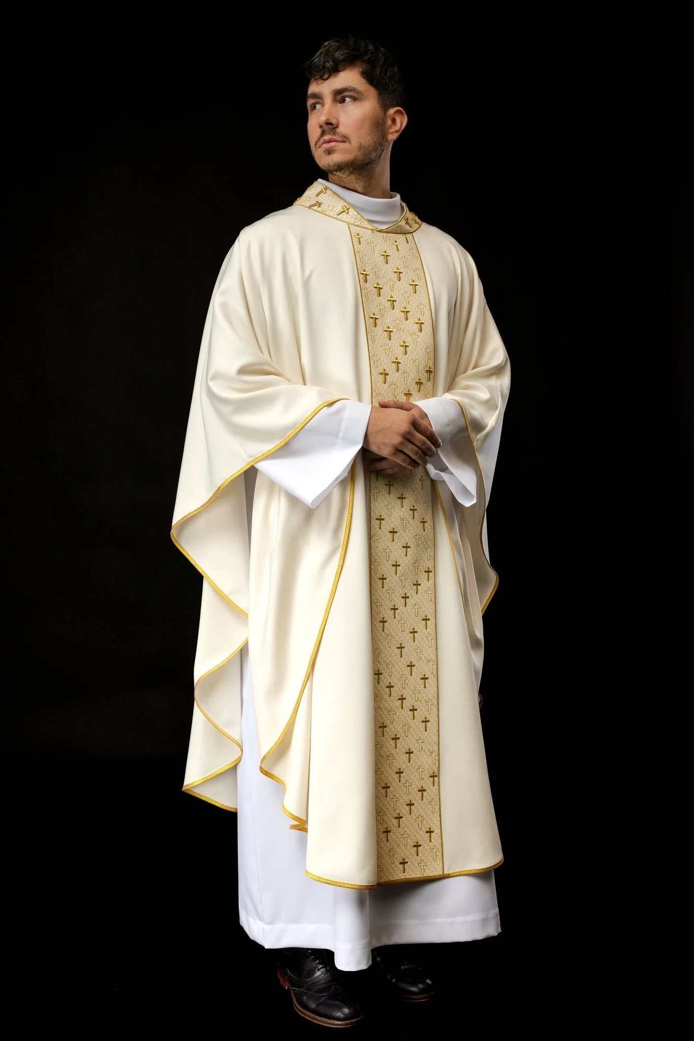 Cream liturgical chasuble with small gold crosses embroidery - Image 8
