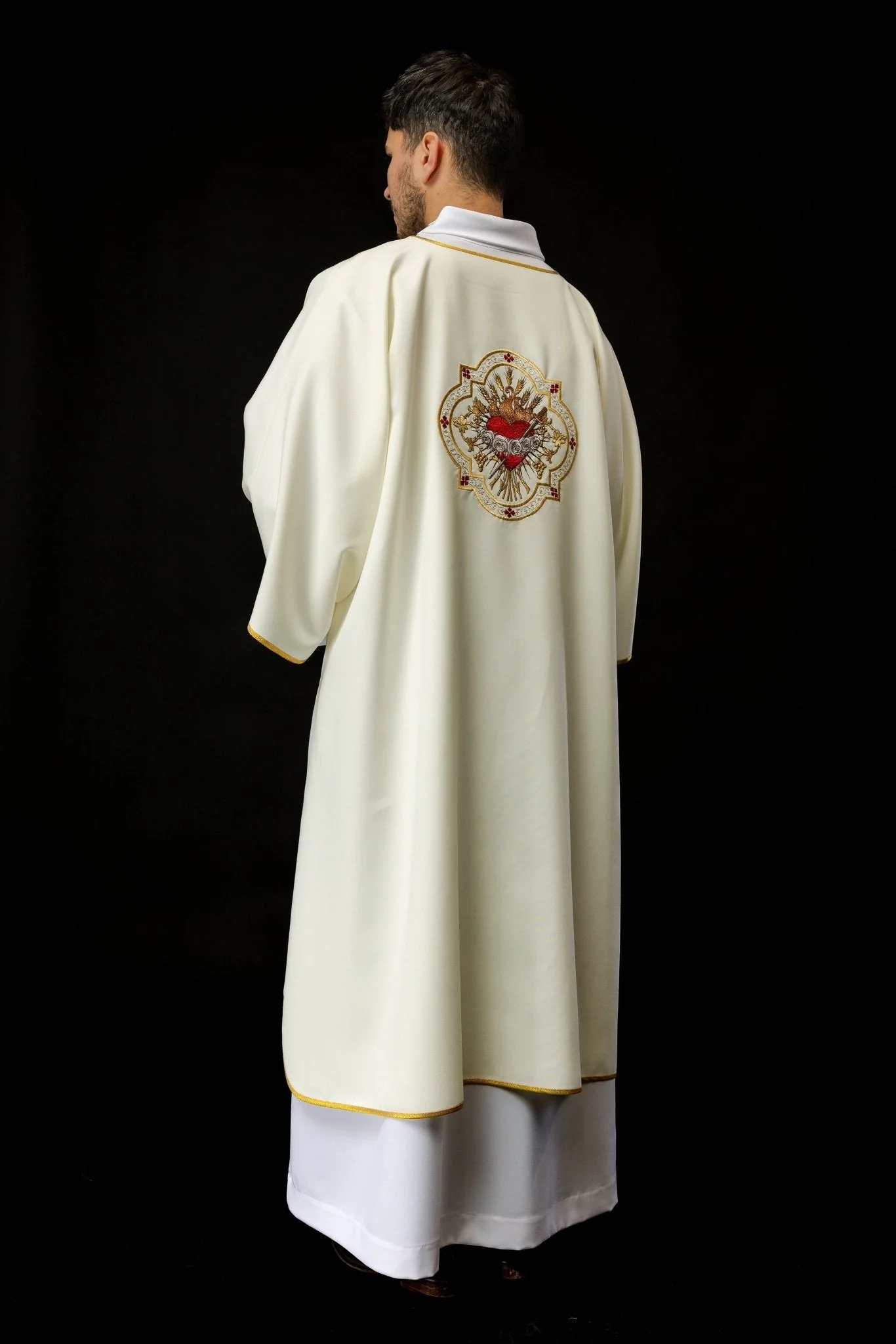 Dalmatic with the motif of the Immaculate Heart of Mary - Image 7