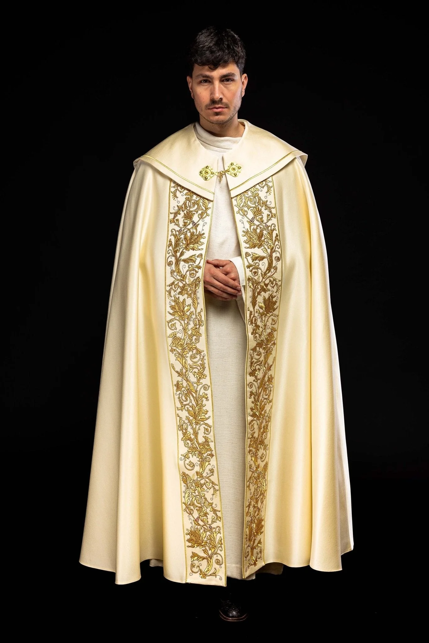 Ecru clergy cope with gold Chalice embroidery - Image 9