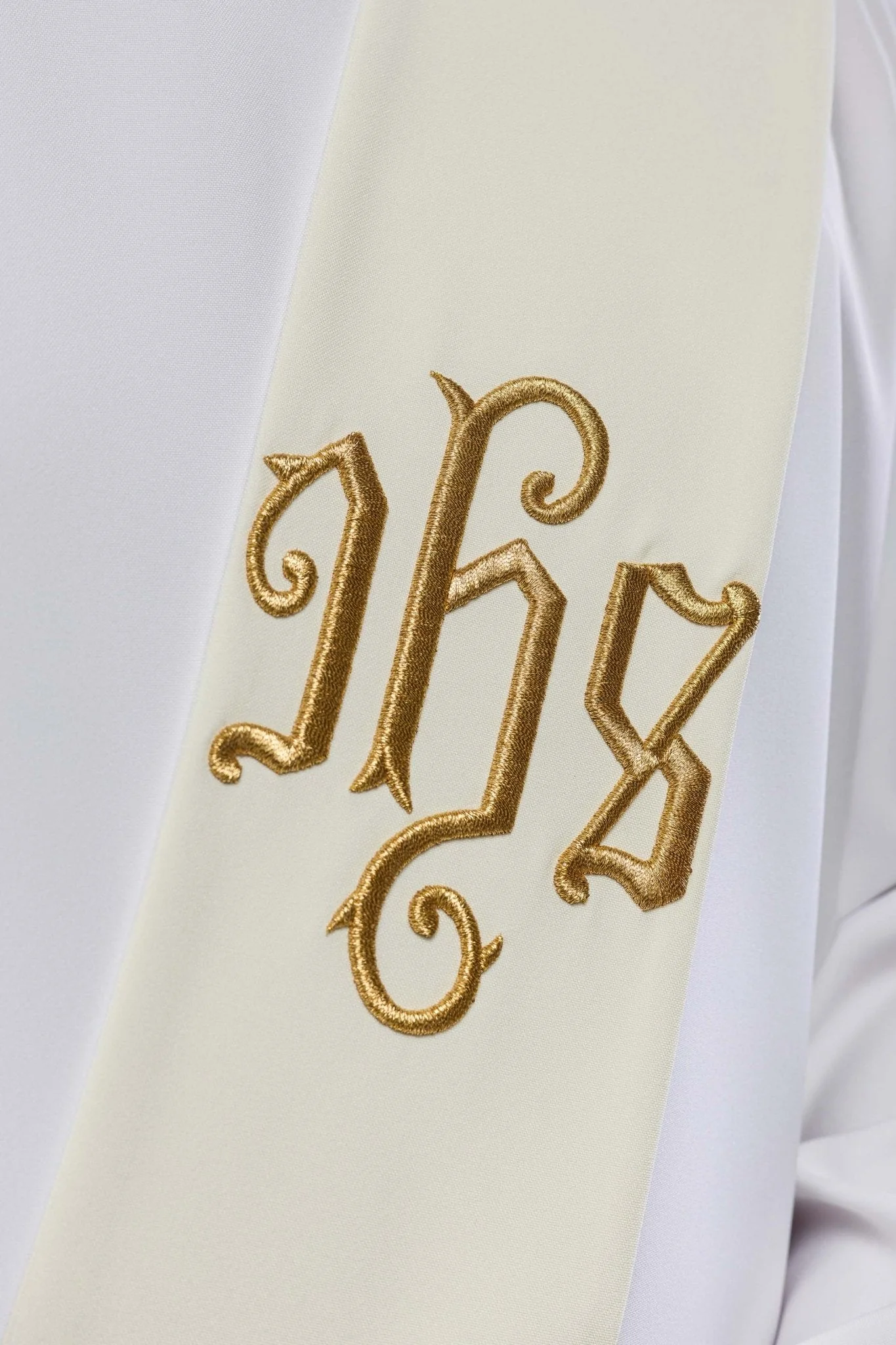 Ecru Deacon stole embroidered with a Cross - Image 3