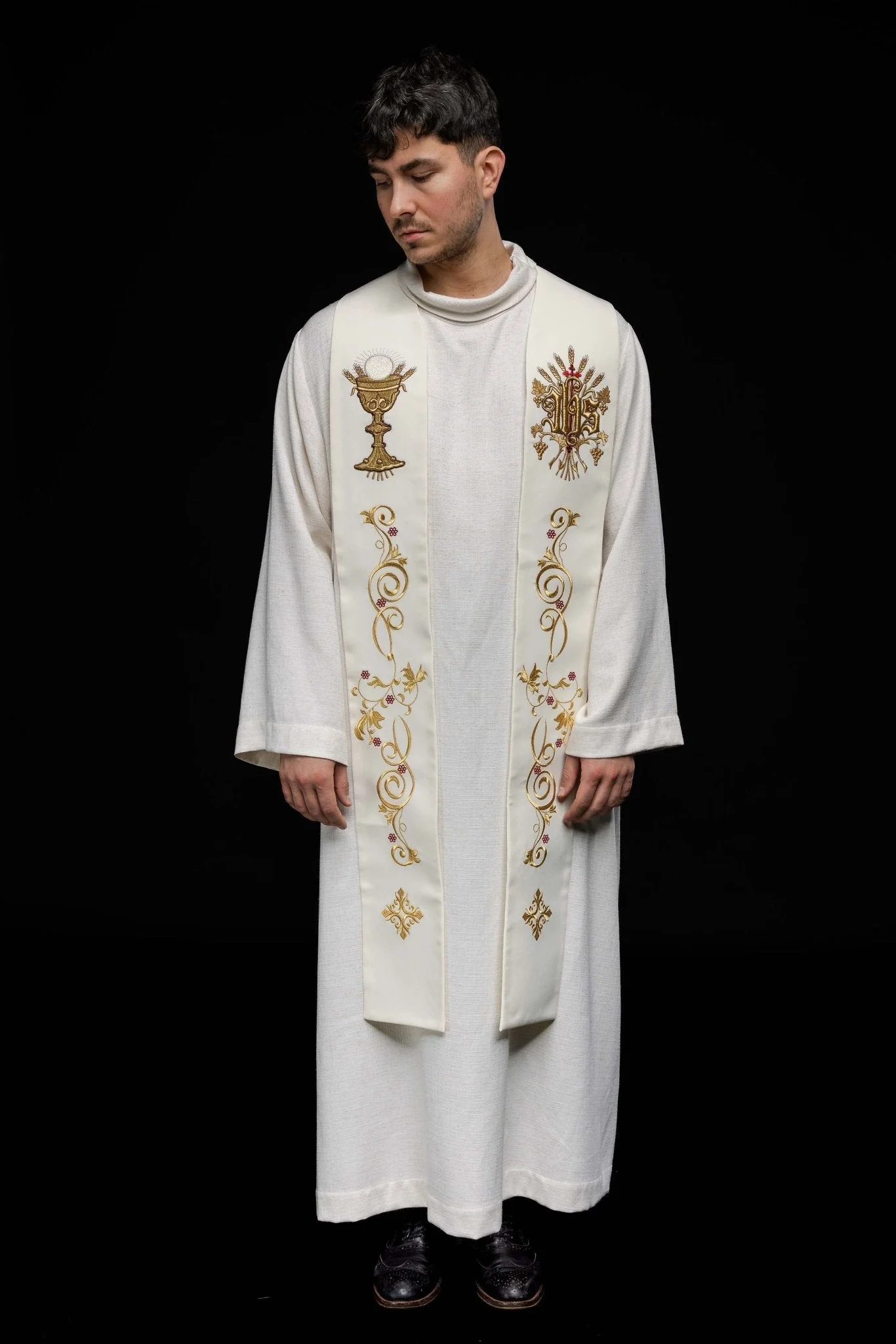 Ecru embroidered IHS and chalice stole - Image 7