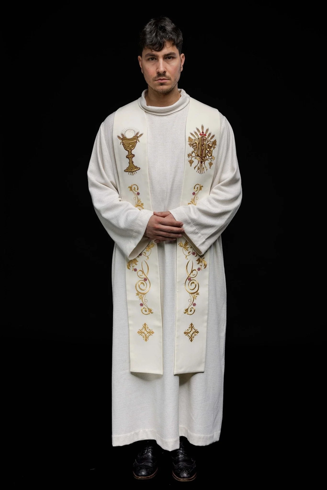 Ecru embroidered IHS and chalice stole - Image 8
