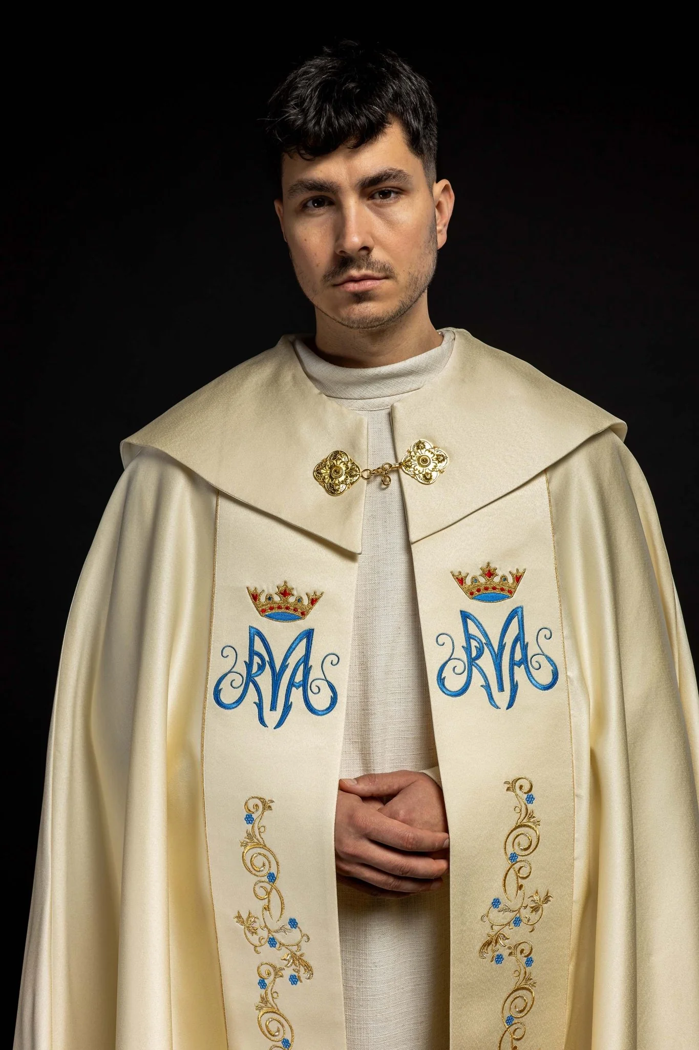 Ecru Marian embroidered cope - Image 5