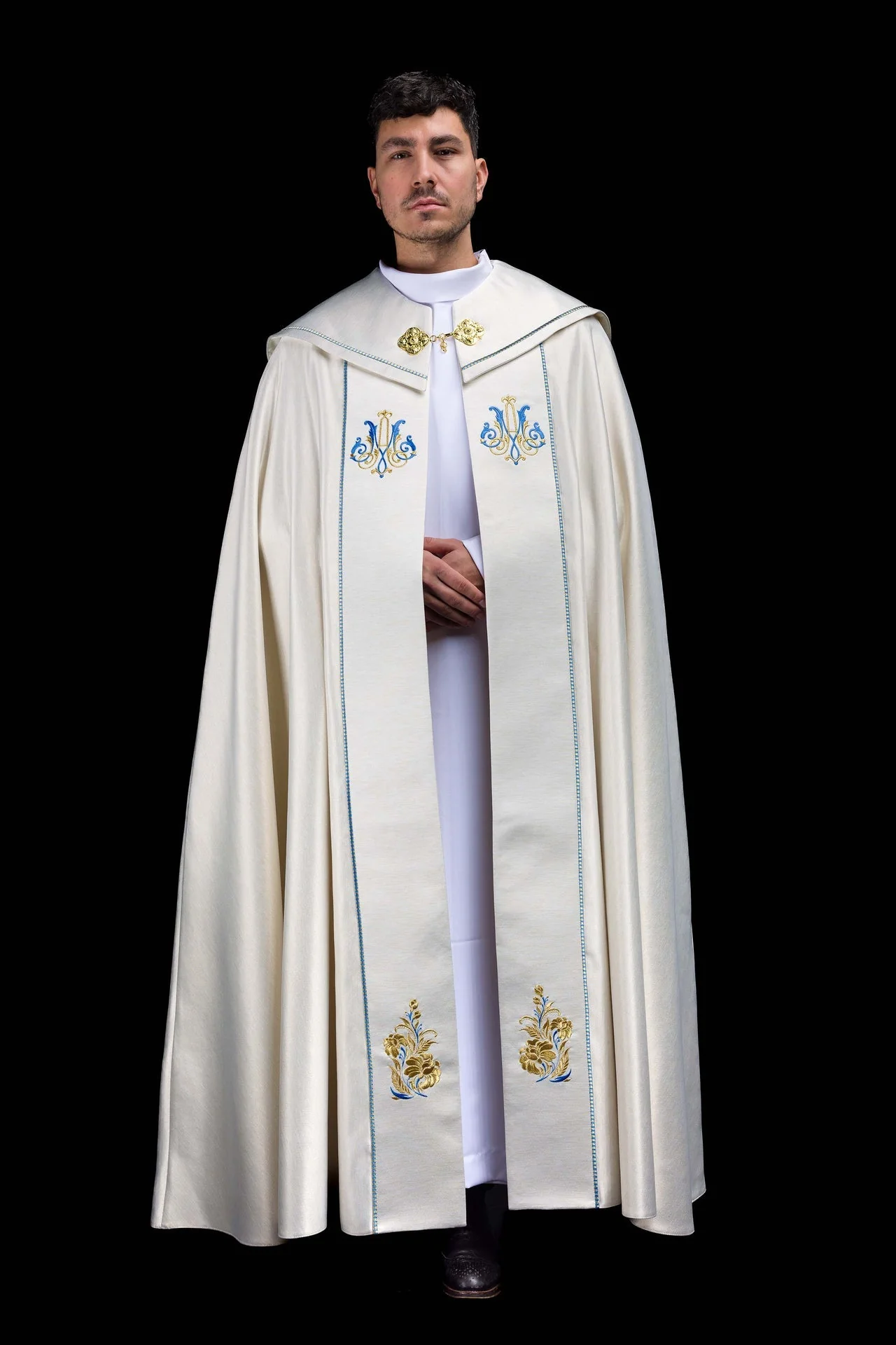 Ecru Marian embroidered cope - Image 11