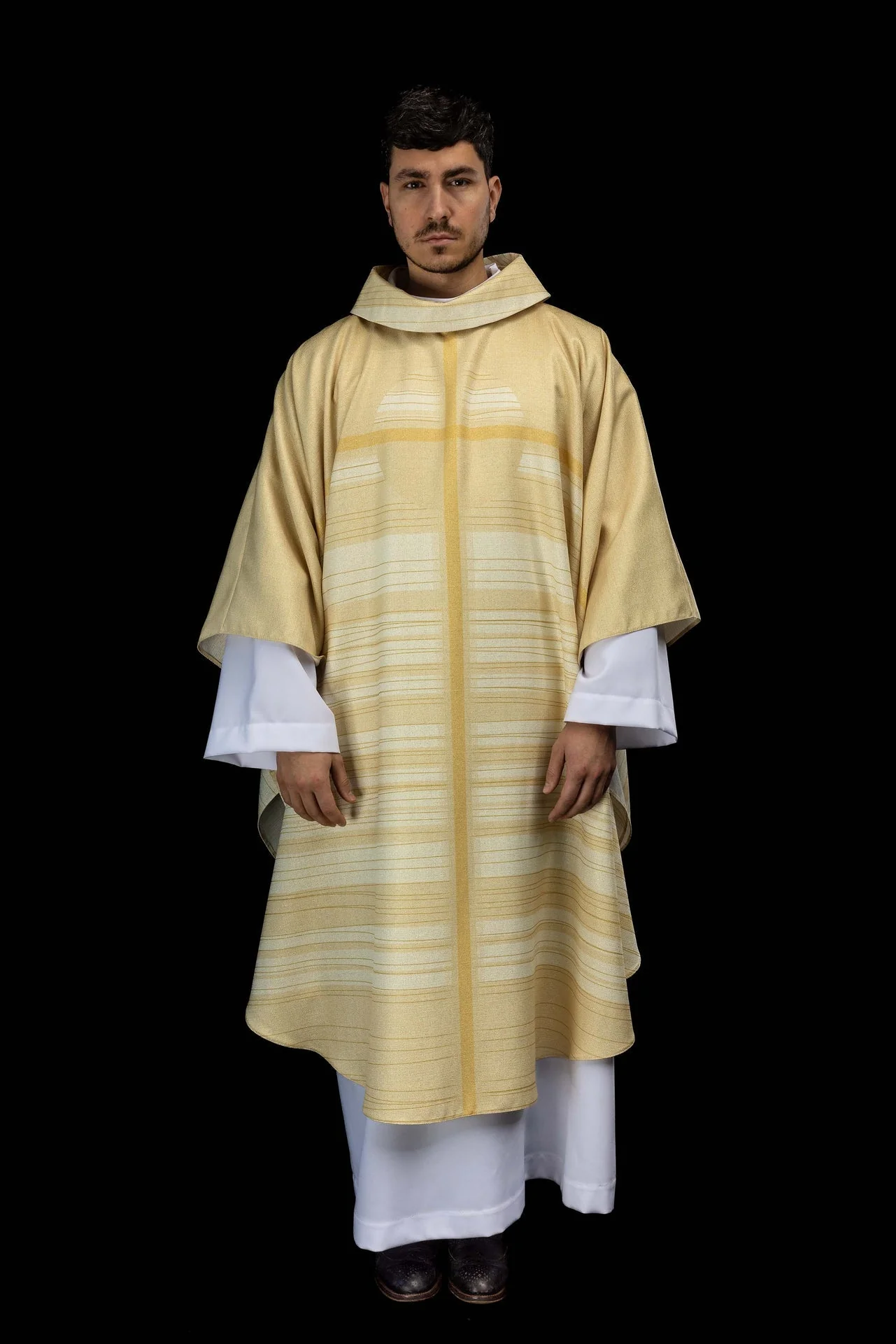 Ecru printed chasuble with a cross motif