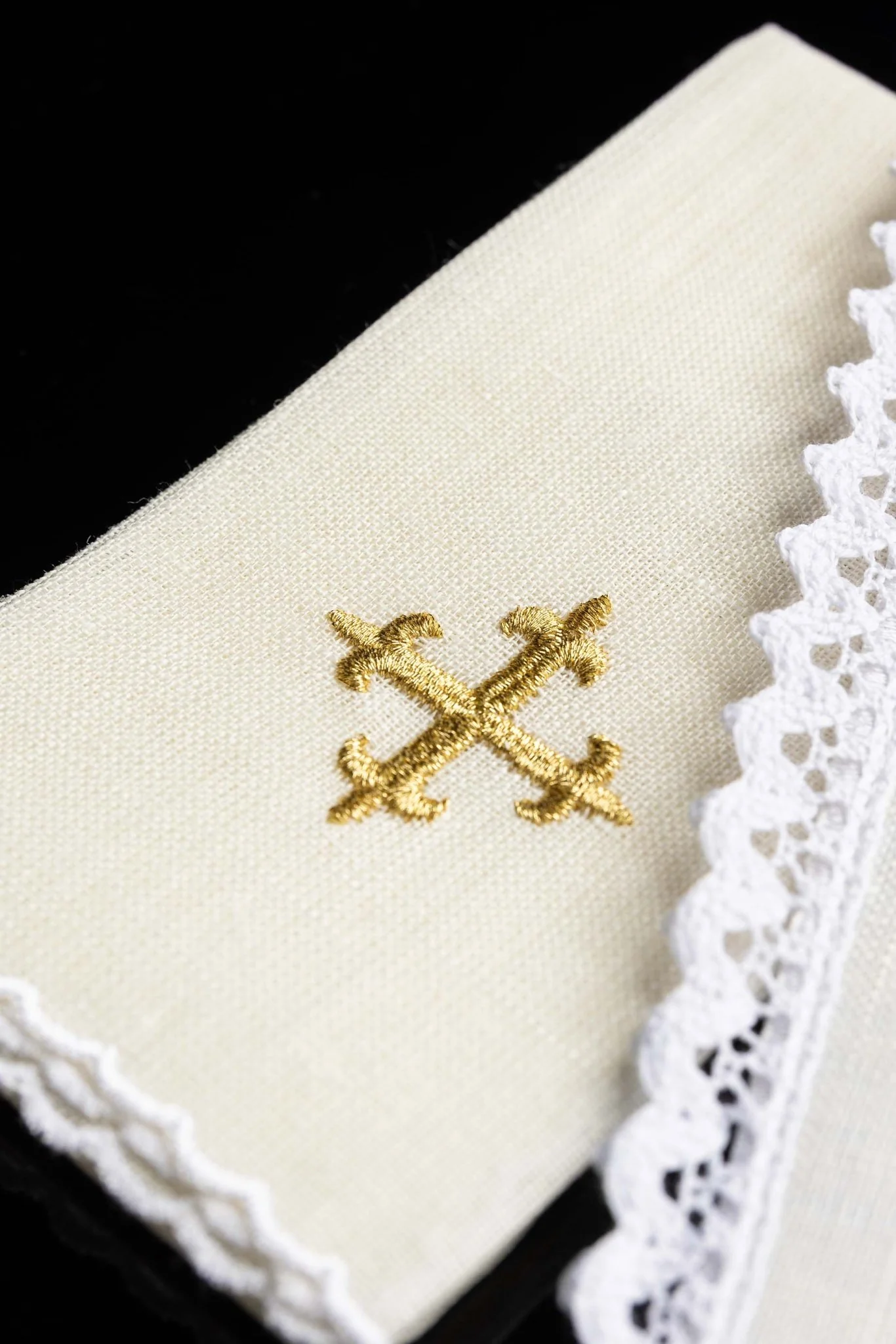 Embroidered altar linen KKL/167 - Image 5