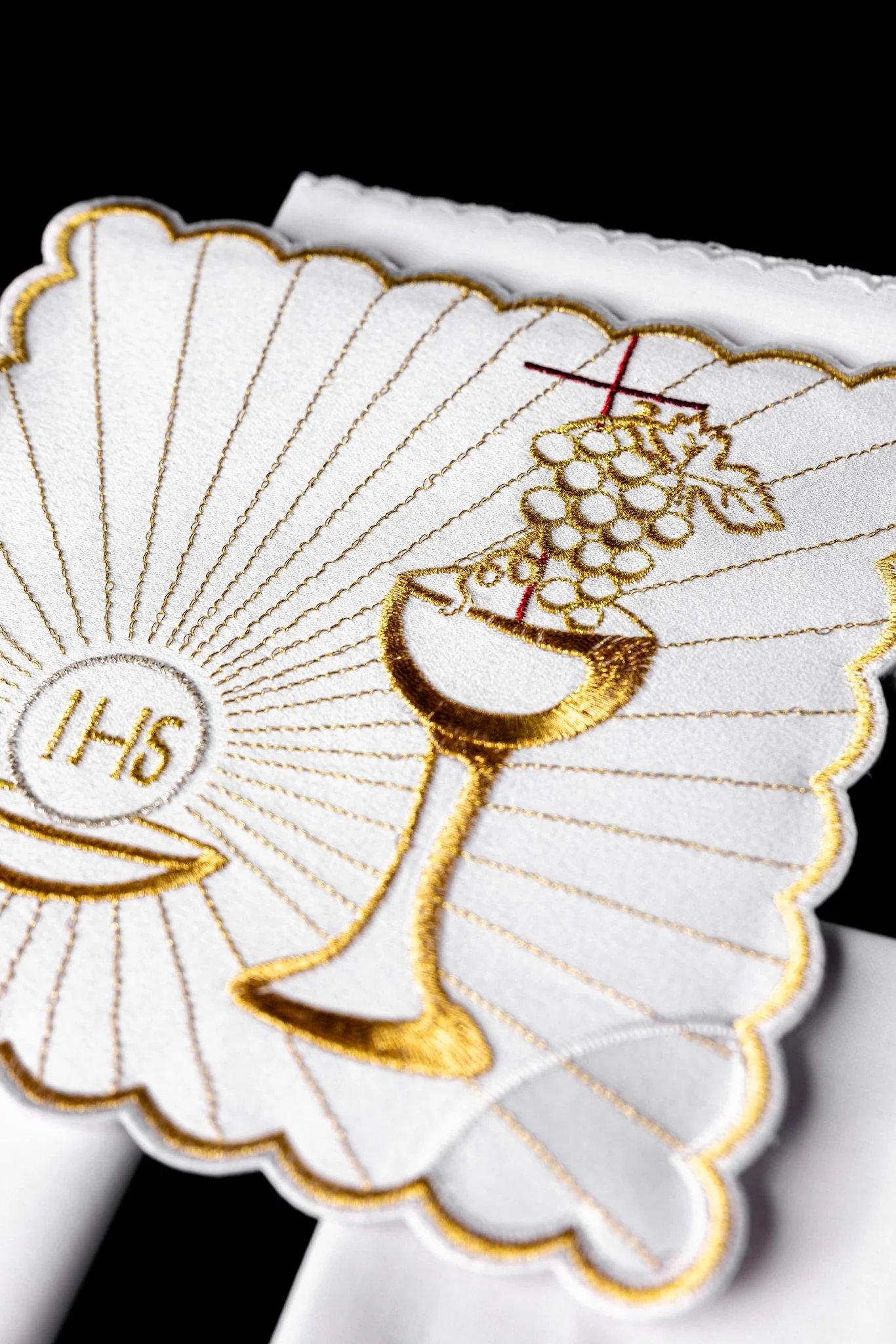 Embroidered Chalice Linens - Image 2