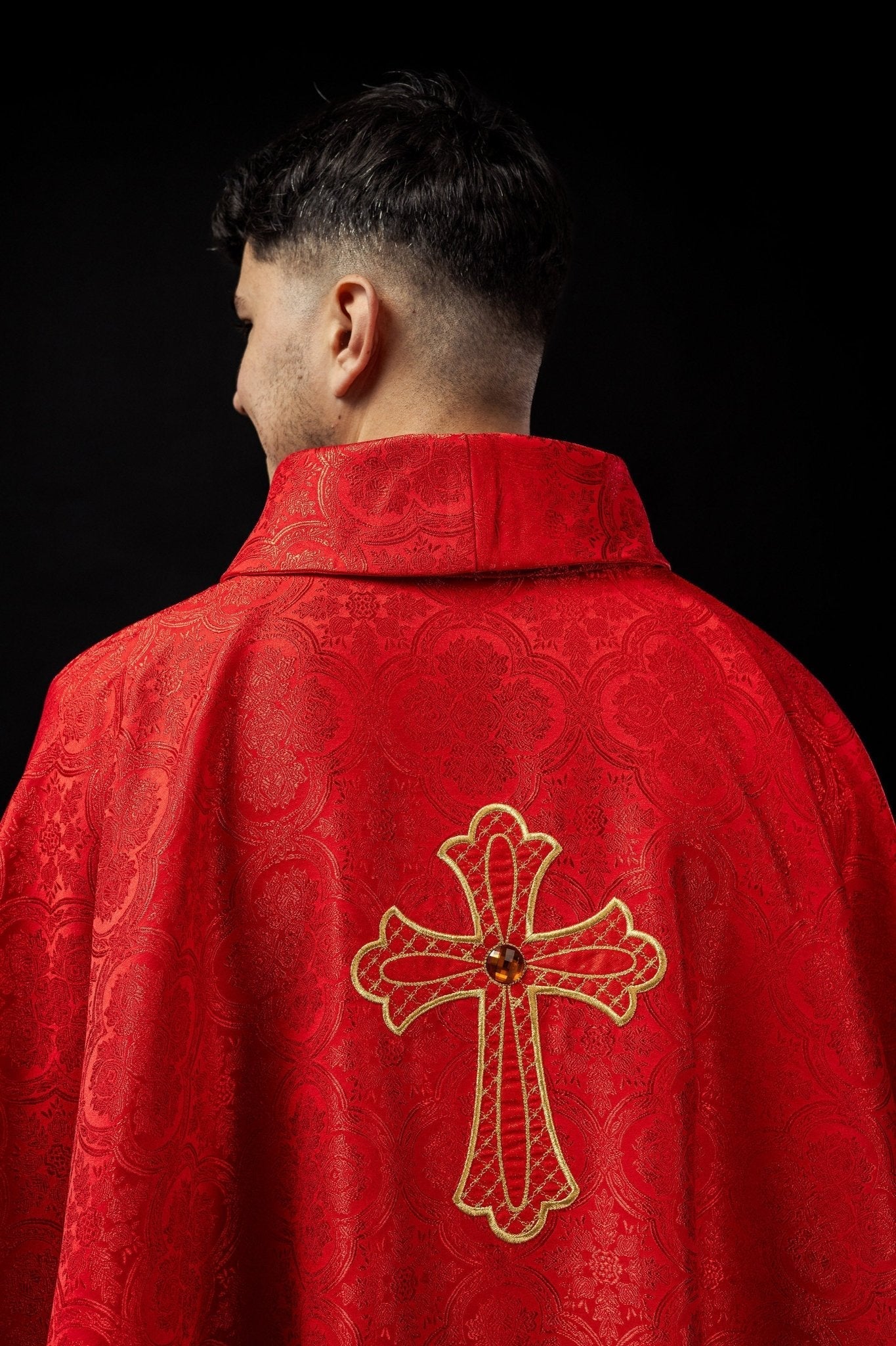 Embroidered chasuble with symbol of the cross Red - Image 5
