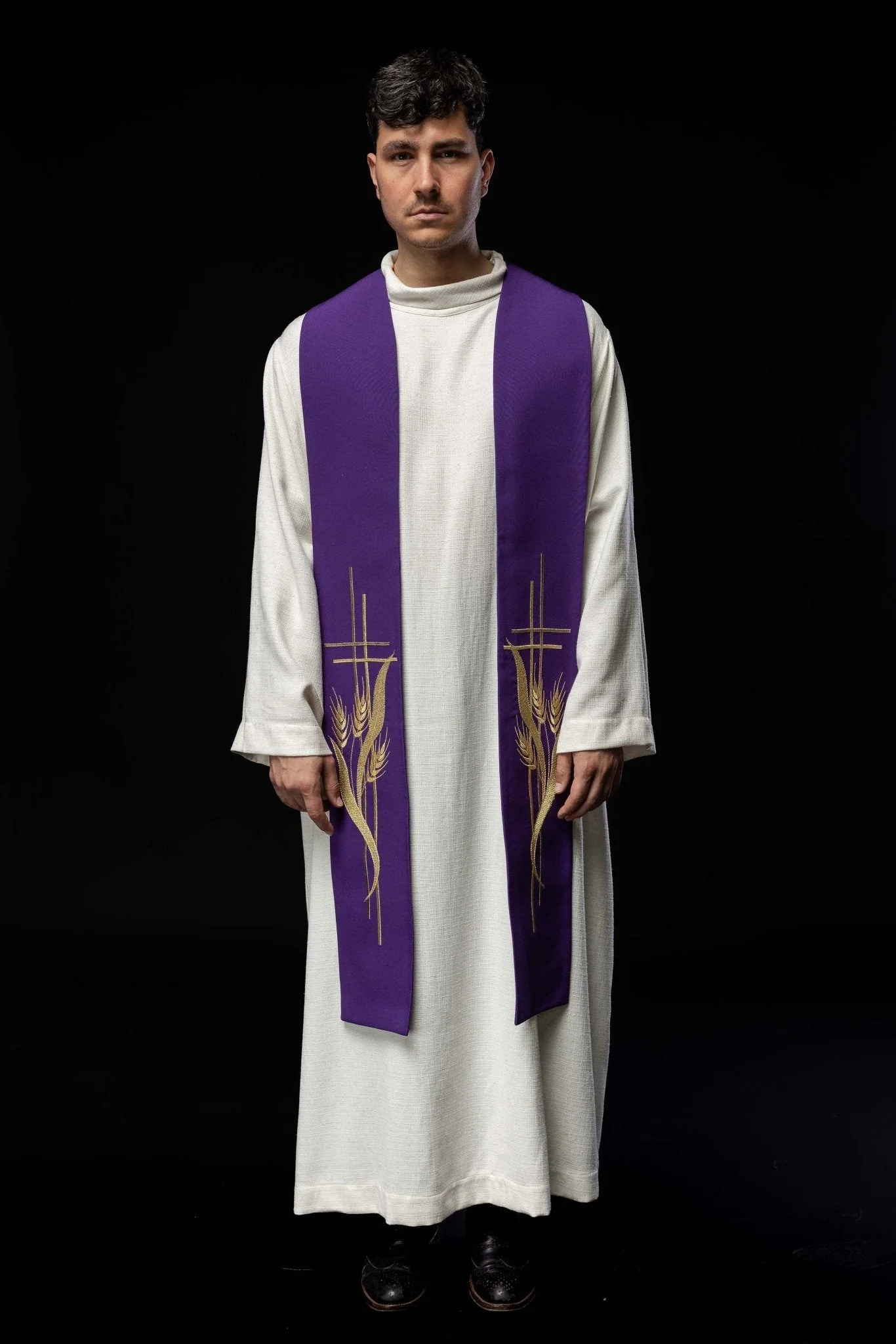 Embroidered purple priestly stole - Image 4