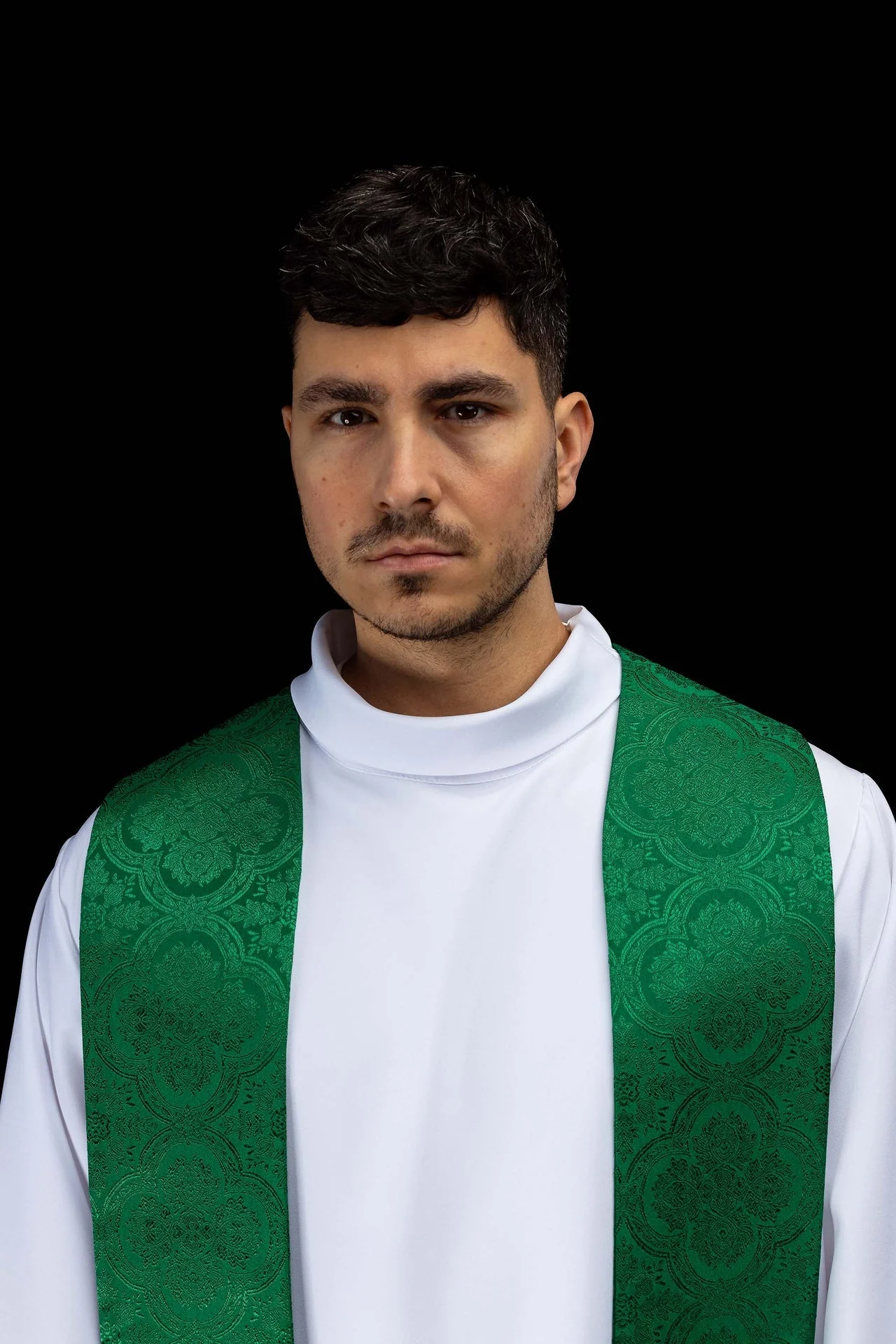 Embroidered stole with a Cross motif green jacquard fabric - Image 3
