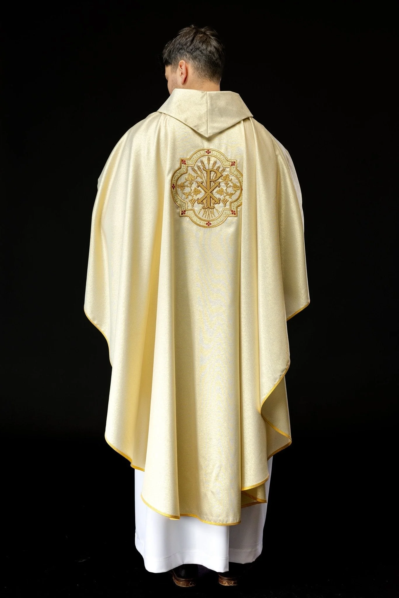 Gold chasuble with IHS and PAX embroidery - Image 8