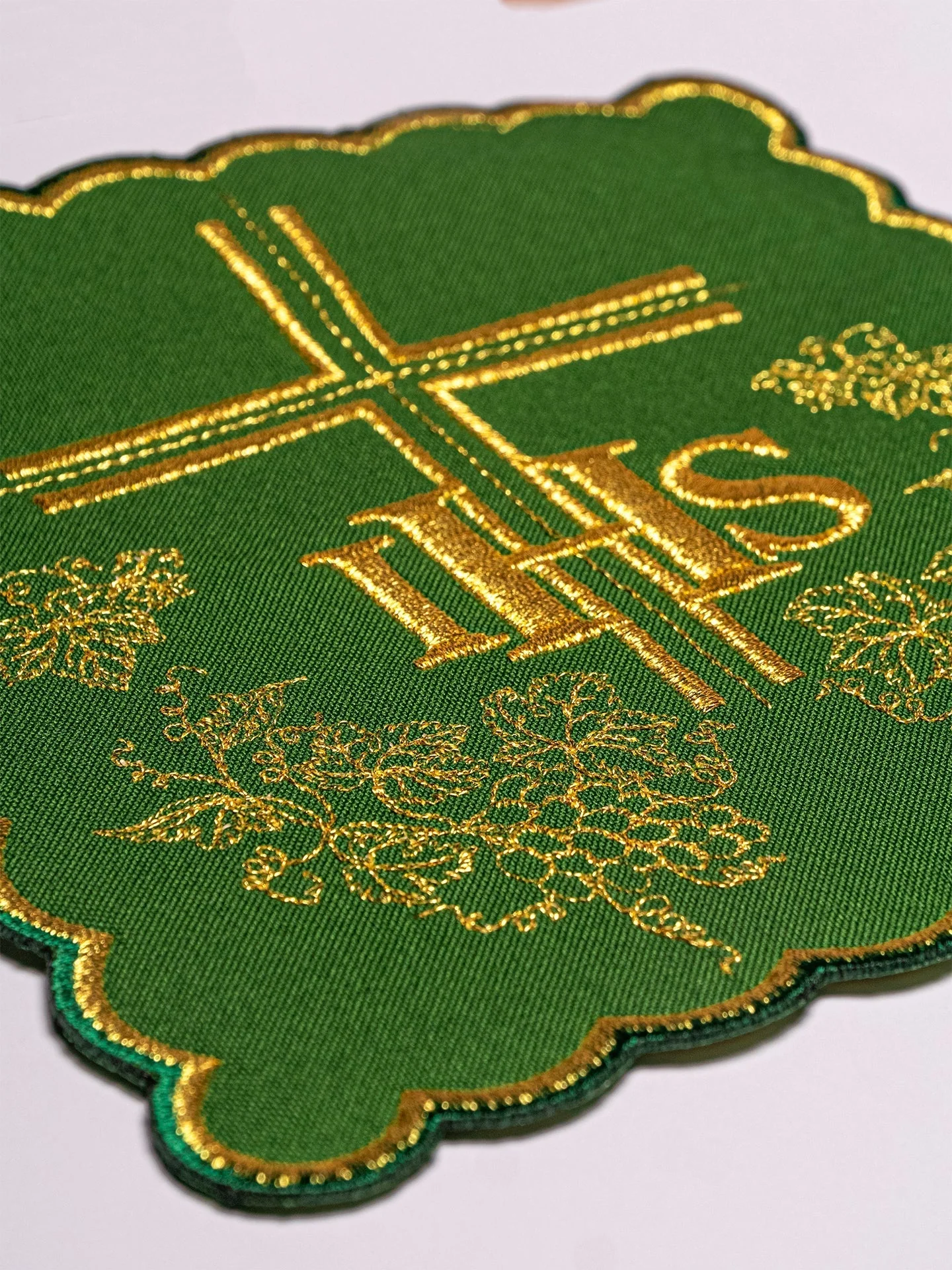 Green Chalice Linens - Image 2