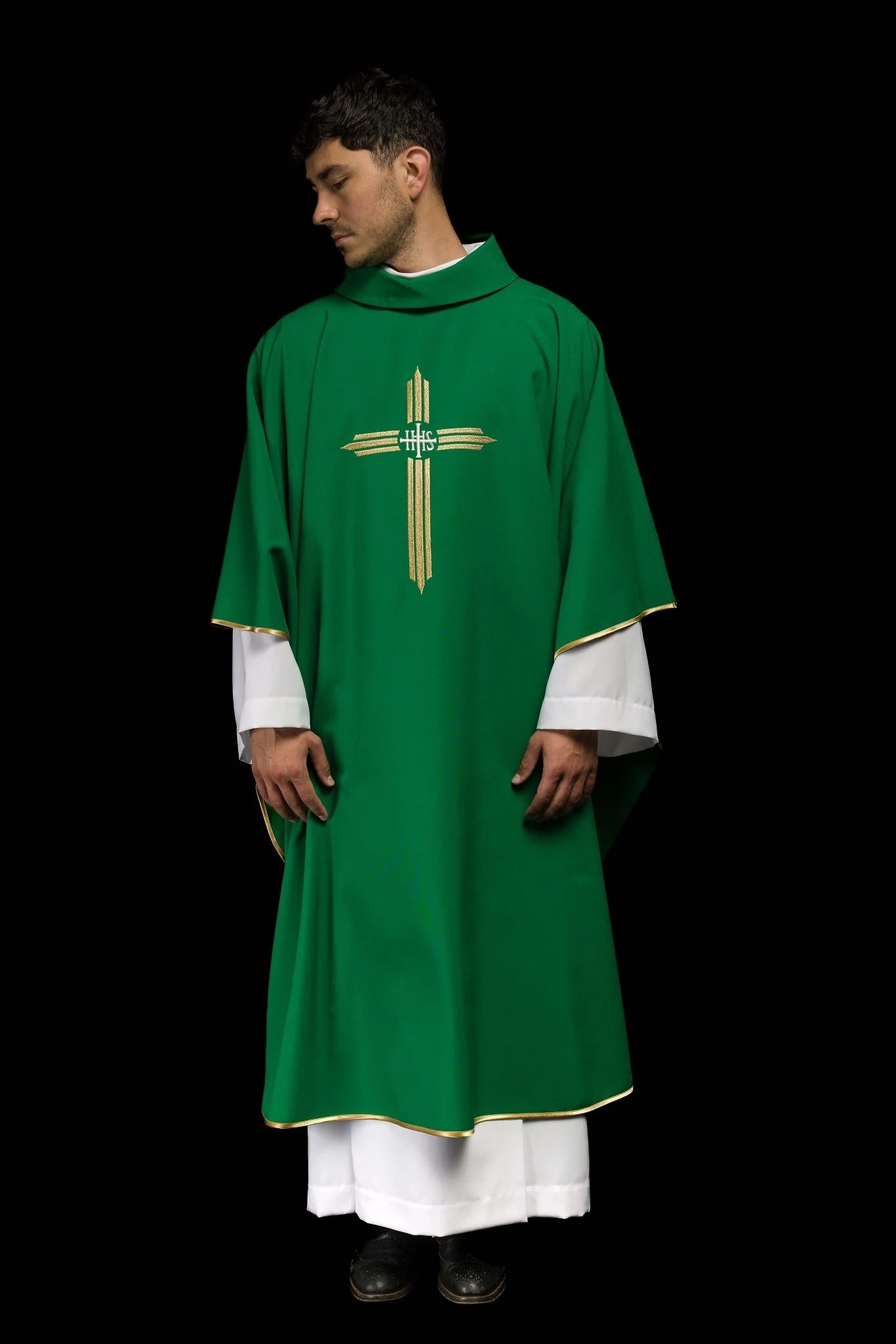 Green chasuble embroidered with the symbol of Cross IHS - Image 8