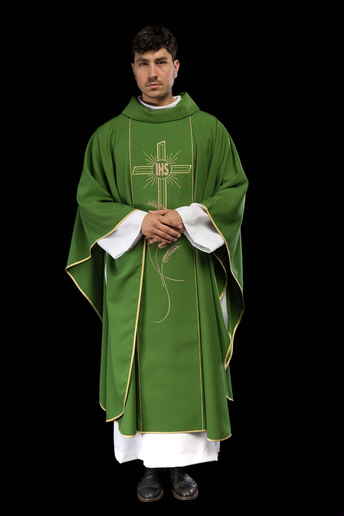 Green chasuble with embroidered Cross IHS symbol - Image 8