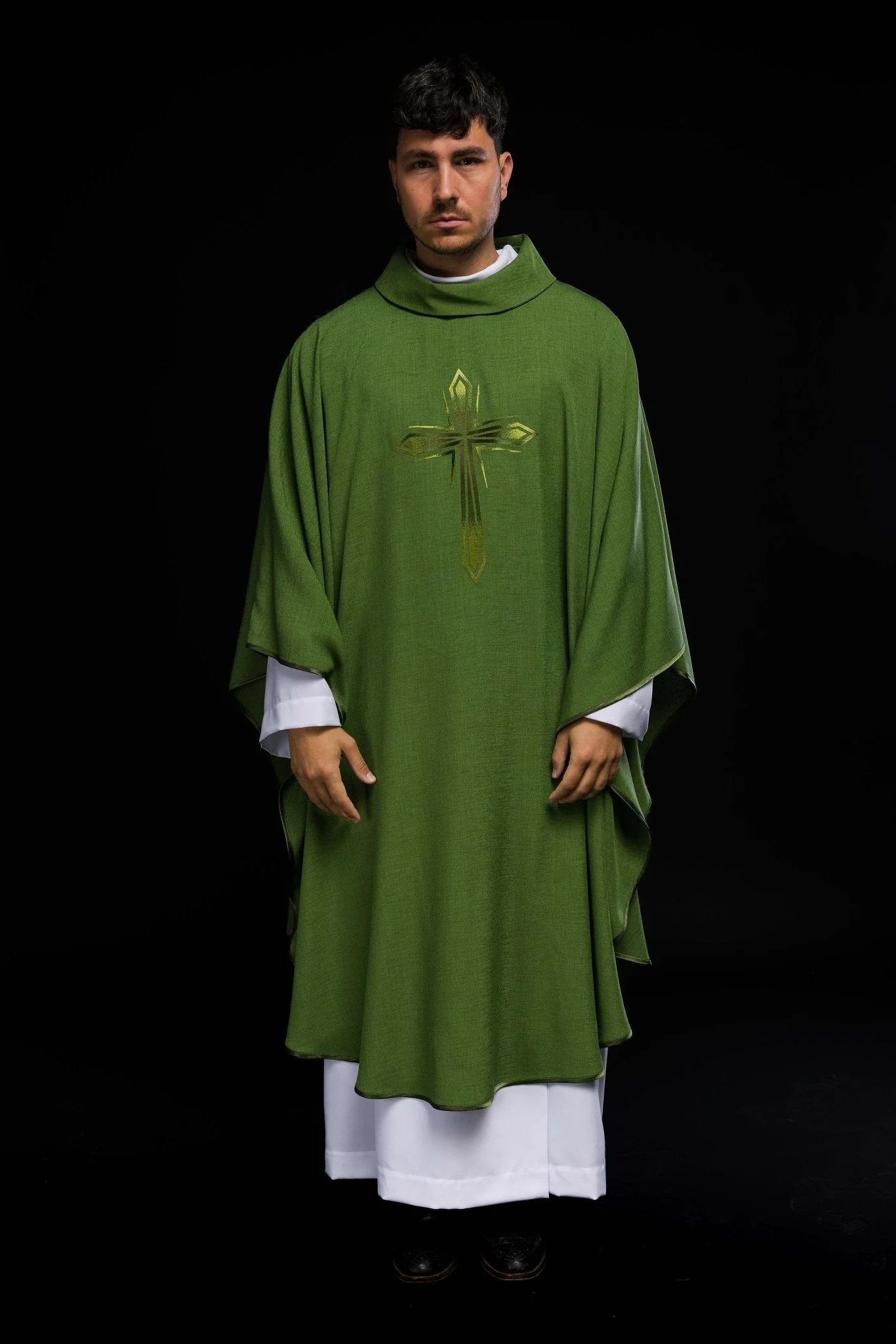 Green chasuble with green cross - Image 2