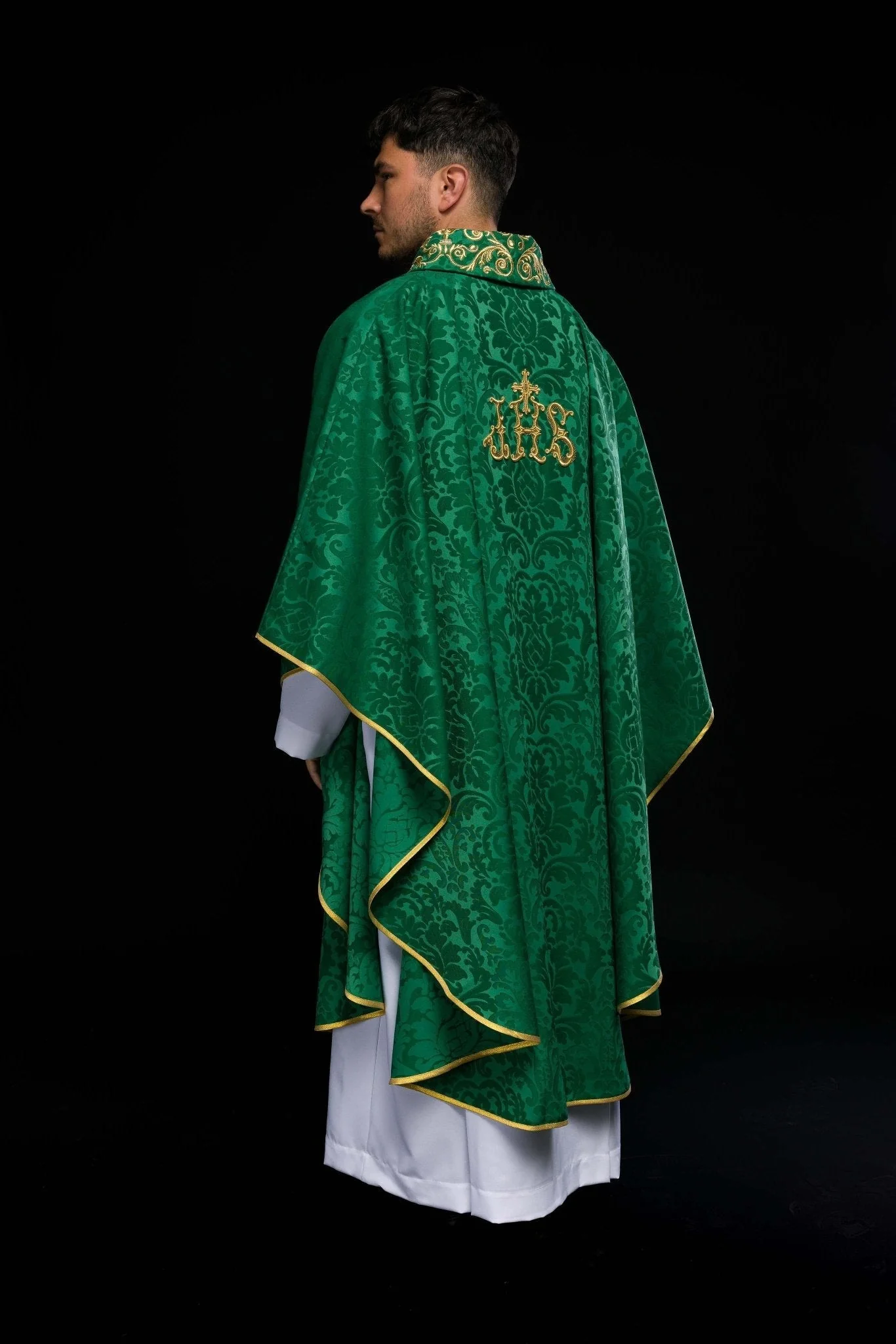Green chasuble with IHS motif and richly embroidered collar on decorative fabric - Image 9