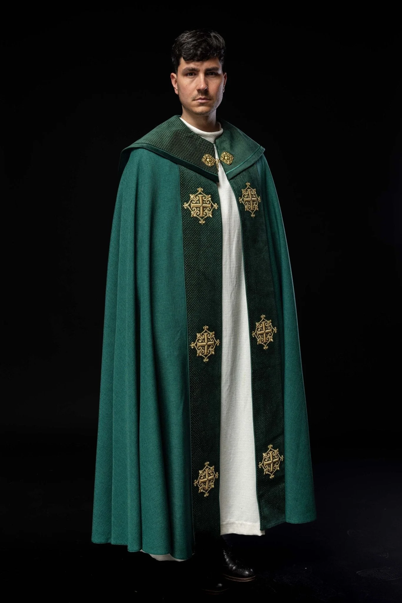 Green cope with a velvet sash and cross embroidery - Image 10
