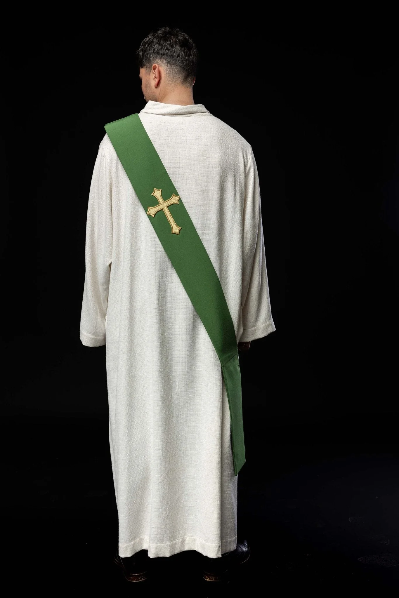 Green Deacon stole with IHS in ecru - Image 7