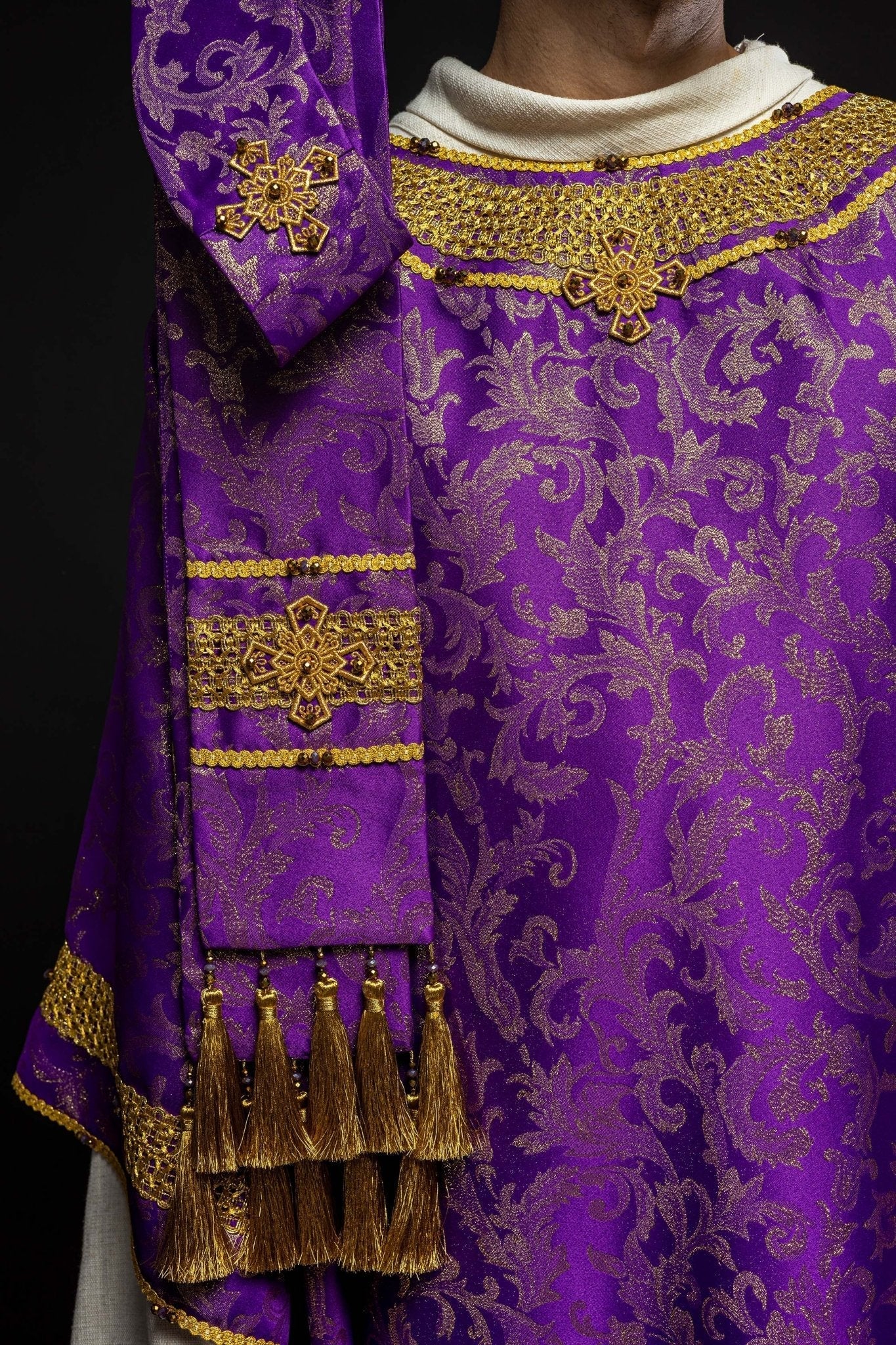Handmade chasuble with natural stones Handmade 7010 Purple - Image 6