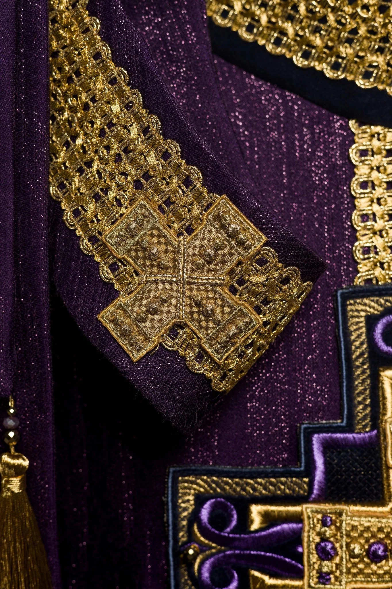 Handmade chasuble with natural stones Handmade 7015 Purple - Image 9